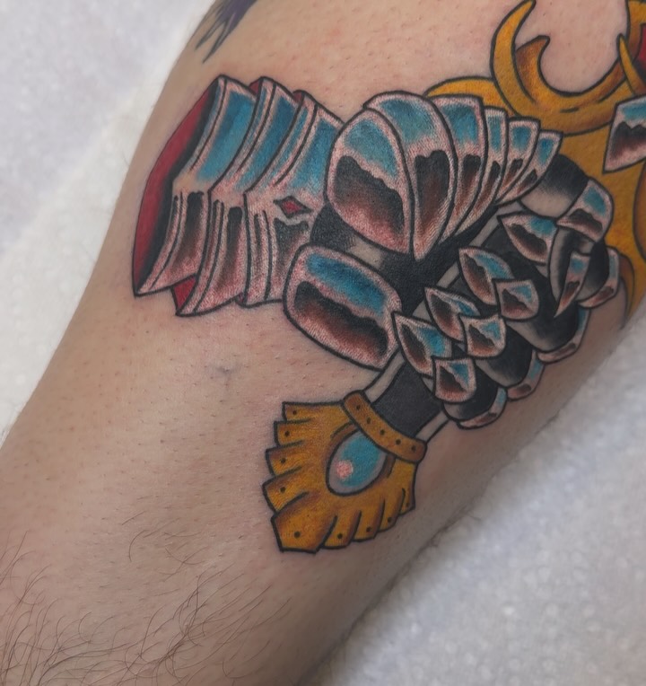 Chromed out Excalibur for Jarrod, picked off my recent flash. Thanks again man! Book yours now🫵
Got time in October and November
•
@cybertrontattoostudio