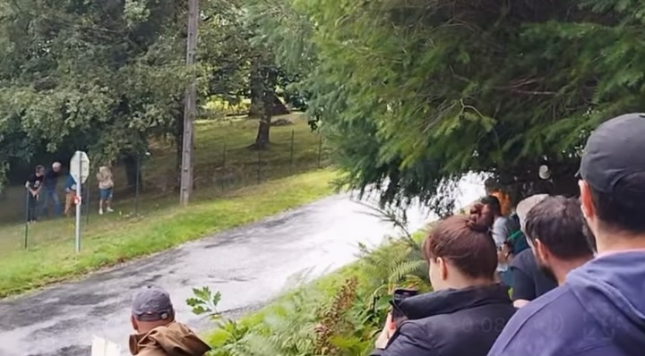 Mon travail c’est ma passion 🤍🙏😌 mais pas que 😁 Activité de ce week-end 😉😇#rallye #fordfiesta #passion #rallyedesaintyrieixlaperche #fordfiestar5 #glisse