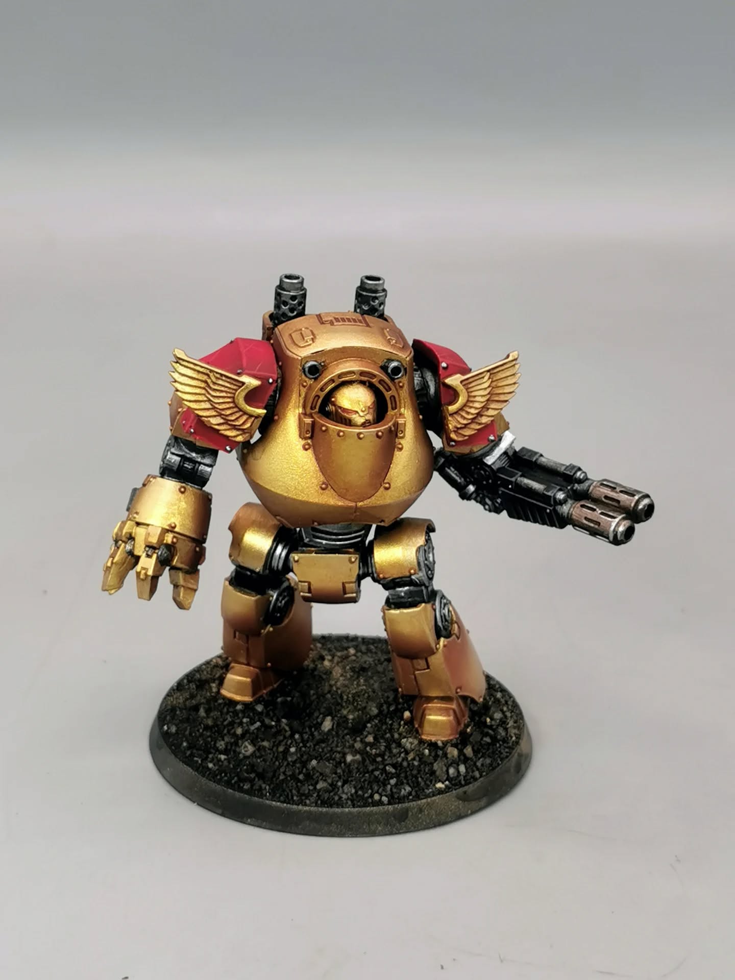 Dreadnought Custodes
90% terminé
Schéma classique
Niveau 2 - Confirmé
#painting #miniatures #minis #miniaturewip #miniaturepainting #paintingminiature #custodes #custodes40k #custodesdreadnought #dreadnought
#wargame #wargaming #warhammer #warhammer40000 #40k #adeptuscustodes #adeptuscustodes40k