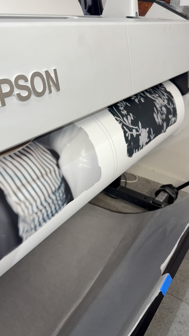 Print it and frame it. How about that?
Visit our location in Chelsea NYC or contact us at
📧 info@skylabprinting.com | 📞 (212) 941-6048
🌐 skylabprinting.com
#skylab #storerollout #retailstoreinstall #printingsolutions #skylabprinting