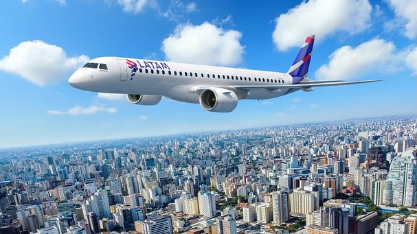 A LATAM Airlines Group S.A. e suas afiliadas anunciaram hoje um acordo com a Embraer e planos para expandir a conectividade na América do Sul, por meio da aquisição de até 74 aeronaves Embraer E195-E2 de corredor único. O pedido inclui 24 entregas firmes e 50 opções de compra. As entregas das 24 aeronaves começarão no segundo semestre de 2026, inicialmente para a LATAM Airlines Brasil e, posteriormente, com o potencial de incluir outras afiliadas do grupo.
#aviation #latam #embraer #e195e2