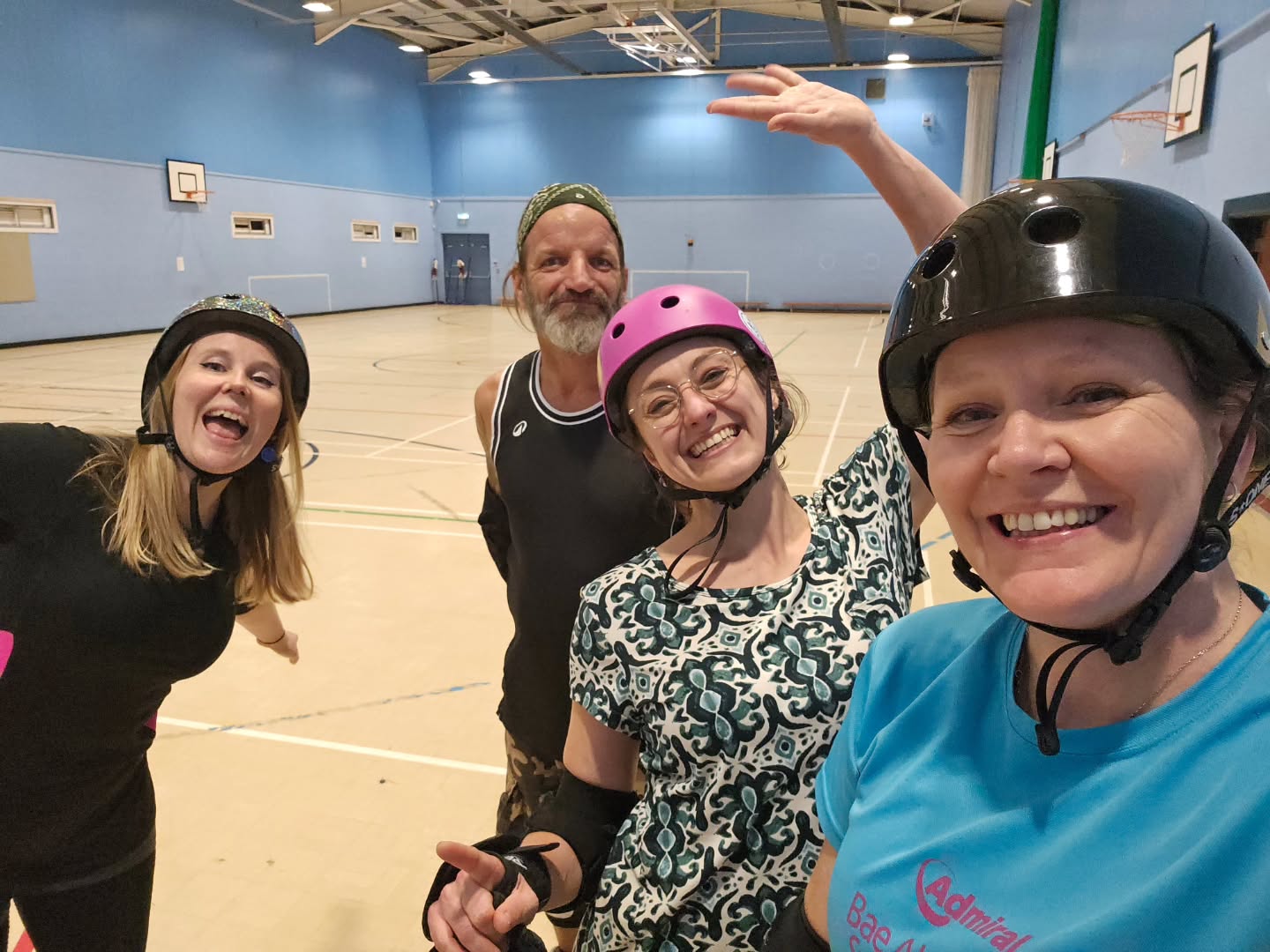 Tonight's teeny tiny crew did a skills and ability pot luck.
Not the sweatfest we normally have here at Skate Fitness towers bit was fun to be rolling all the same!
Join us sometime why don't you? Www.skatefitness.co.uk to book your slot
I love Thursdays ❤️
#skatefitness #fitnesscanbefun #swansea #sweatyeyebrows #cardio #endurance #ilovethursdays #literallydead #cardio #skatefitness