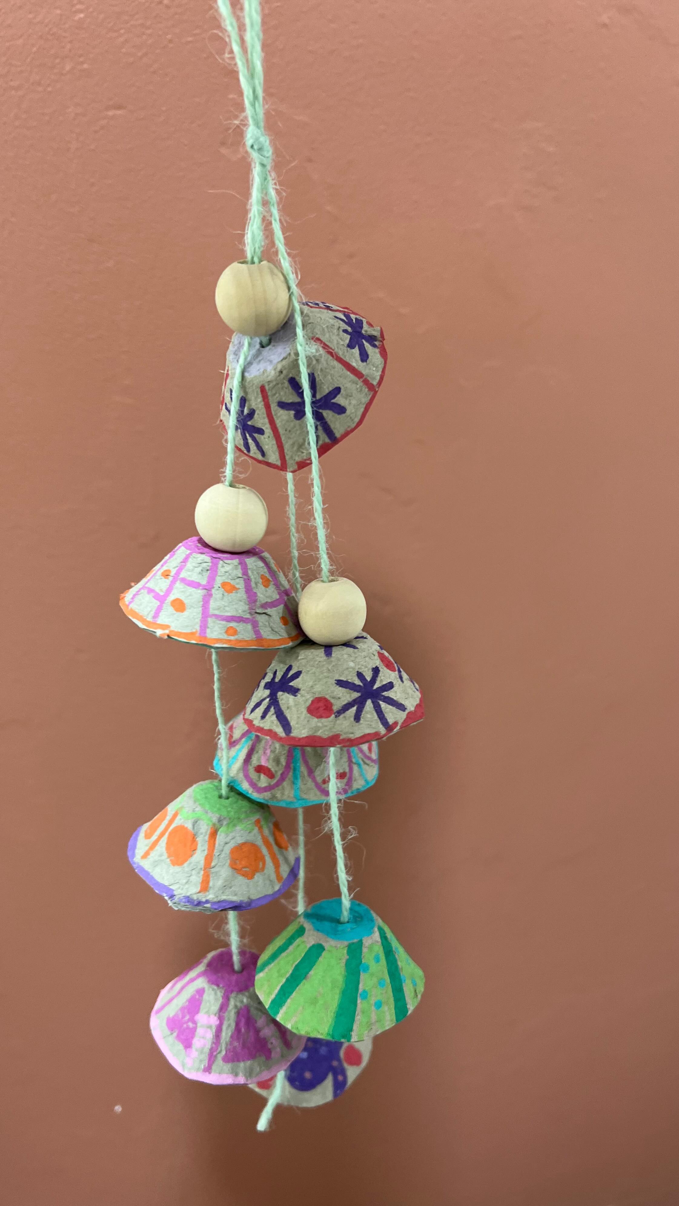 Recycler des boîtes d’œufs en de petites choses précieuses et jolies .Valoriser ce que l’on met à la poubelle…. Donner à vos enfants le sens du faire soi même .Atelier Mt’crea pour des mercredis créatifs.
#annecy#fairesoimeme#ateliercreatifannecy #activiteannecy #annecylake #kids #activiteenfantannecy@mtcrea