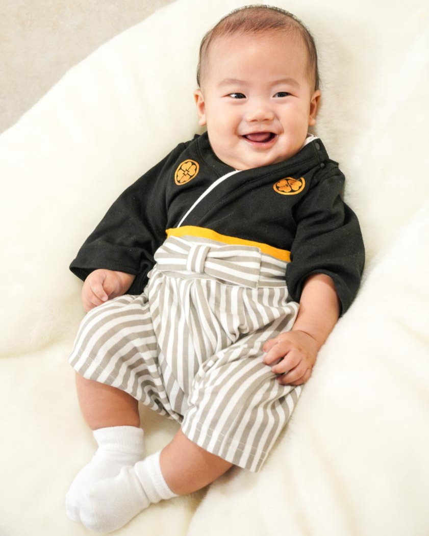 お宮参り記念
---------- 鈴木写真スタヂオ
川口市芝3-18-16
9:00-18:30
火曜定休
#川口市 #蕨市 #戸田市 #さいたま市 #埼玉 #成人記念 #七五三 #五歳 #1才のお誕生日 #写真館 #写真スタジオ #誕生日写真 #バースデー #入学 #入園 #お宮参り #卒業 #卒園 #前川神社 #3歳