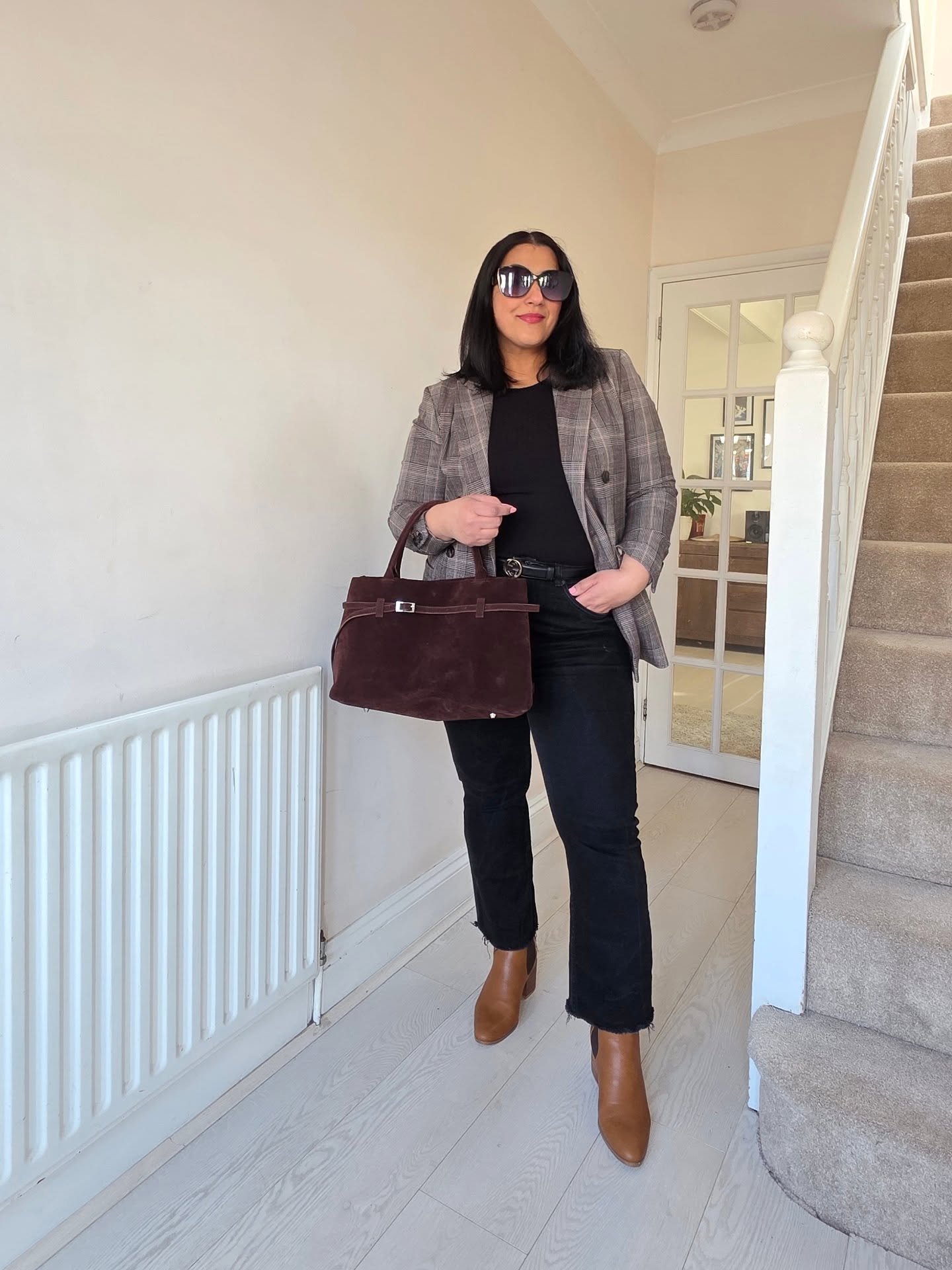 I am currently obsessed with the richness of chocolate brown this season. It is a timeless, chic, and the perfect blend of warmth and sophistication.
When a trend comes along, before rushing to the shops, take a moment to check your wardrobe. You’ll be surprised what colours or styles already align with the new season. Play around with outfit options and you will find you already have a good few autumn outfits that you can wear.
Why not try out different colour combinations with chocolate brown. Here's a few I love.
Chocolate brown + Burgundy
Soft blue + Chocolate brown
Chocolate brown + soft pink
Is chocolate brown a colour you will experiment with this season?
#newseasontrend #chocolatebrown #styleover40 ##personalshopperlondon ##personalstylistessex #personalstylistuk