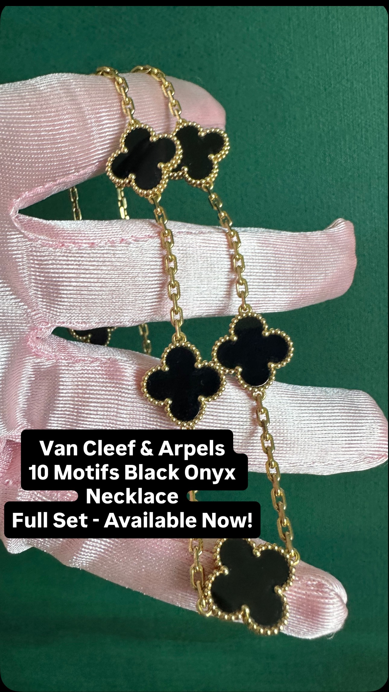 ✨ Available Now ✨
Van Cleef & Arpels Vintage Alhambra 10-Motif Necklace
🖤 Black Onyx | 18k Yellow Gold
📍 Purchased July 2025, Bal Harbour Boutique
Condition: Like New
The timeless elegance of VCA’s Alhambra motif makes this piece a true icon. A rare opportunity to own a freshly purchased, like-new necklace — ready for immediate delivery.
💎 DM to inquire or purchase
📞 305-619-8946
🌐 SophiaTziporaGems.com
#VCA #VanCleef #Alhambra #BlackOnyx #MiamiLuxury #BalHarbour #SophiaTziporaGems #MiamiJewelry #luxury #luxurylifestyle #finejewelry #luxuryjewelry
