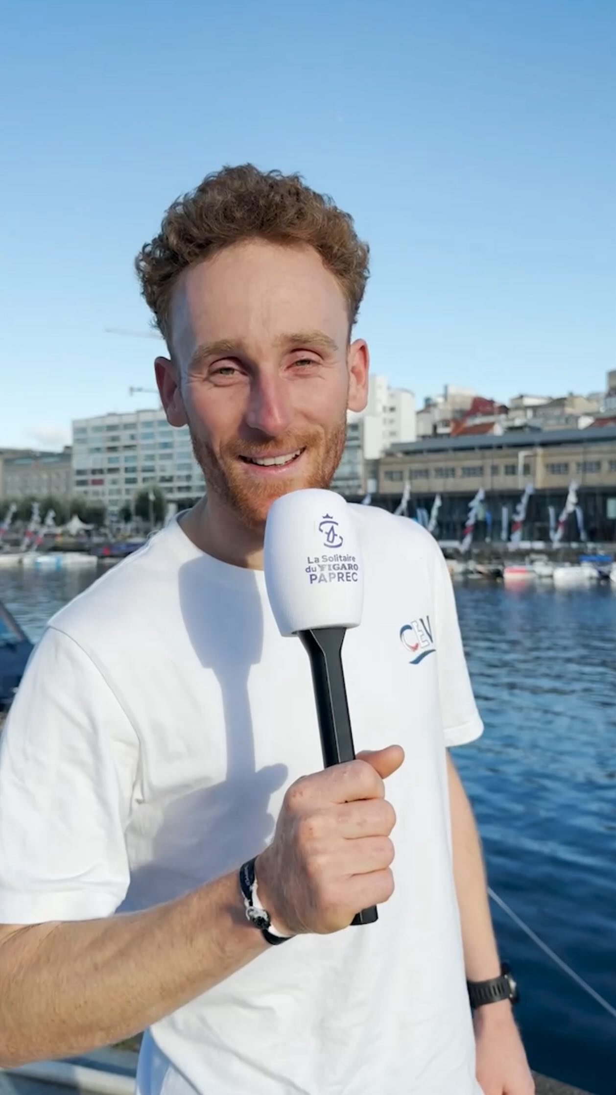 Sosie vocal de…. Quand vous l’aurez entendu, vous ne pourrez plus l’oublier.
#lasolitaire #icinaissentleslégendes #sosievocal