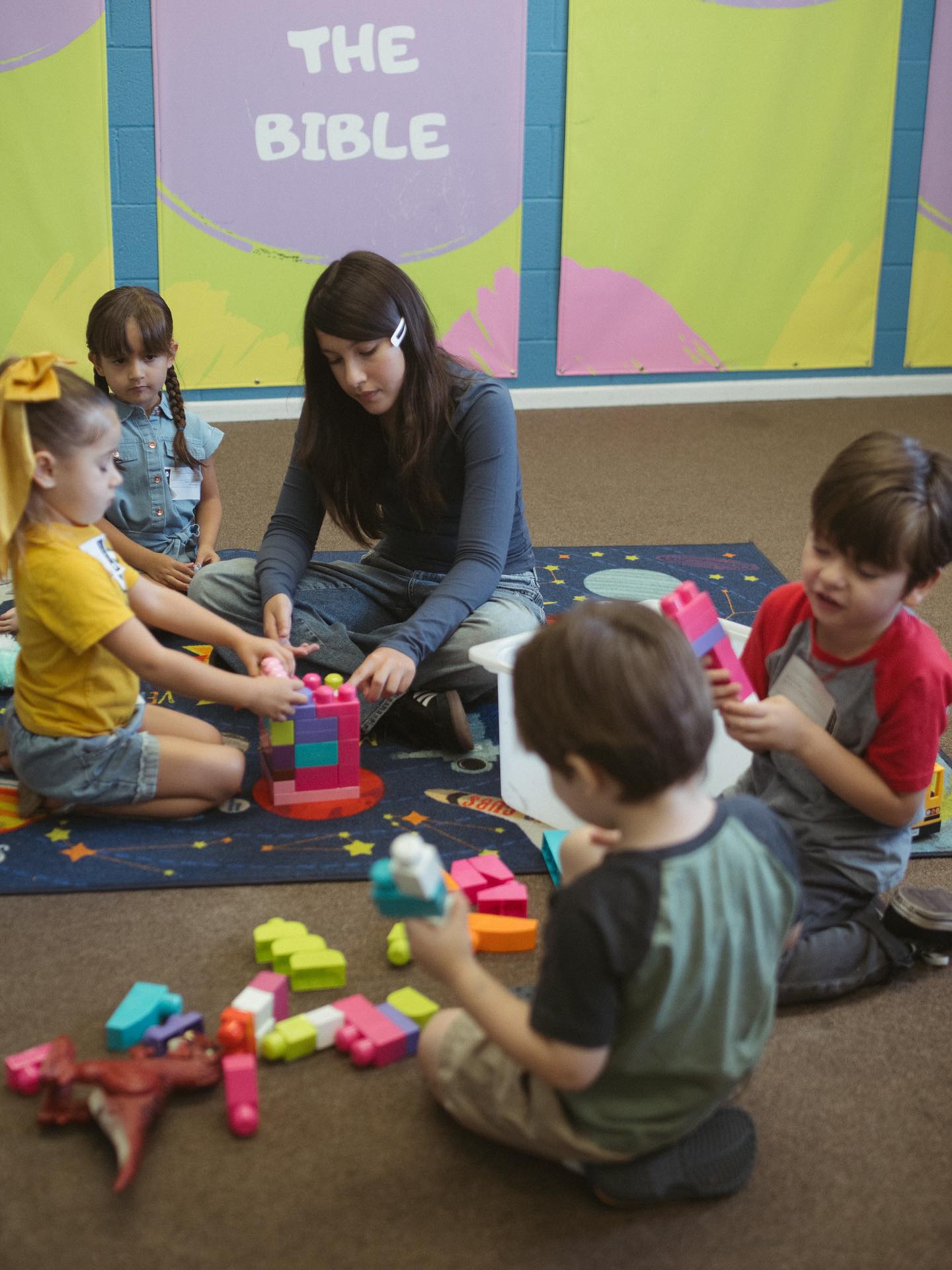 Halfway to Sunday! 🙌 Join us at Belong Church this Sunday at 10:30 AM to celebrate how good God is. You still have time to invite someone and make it a moment to remember. See you there! ✨ #BelongChurch #SundayService #GodIsGood