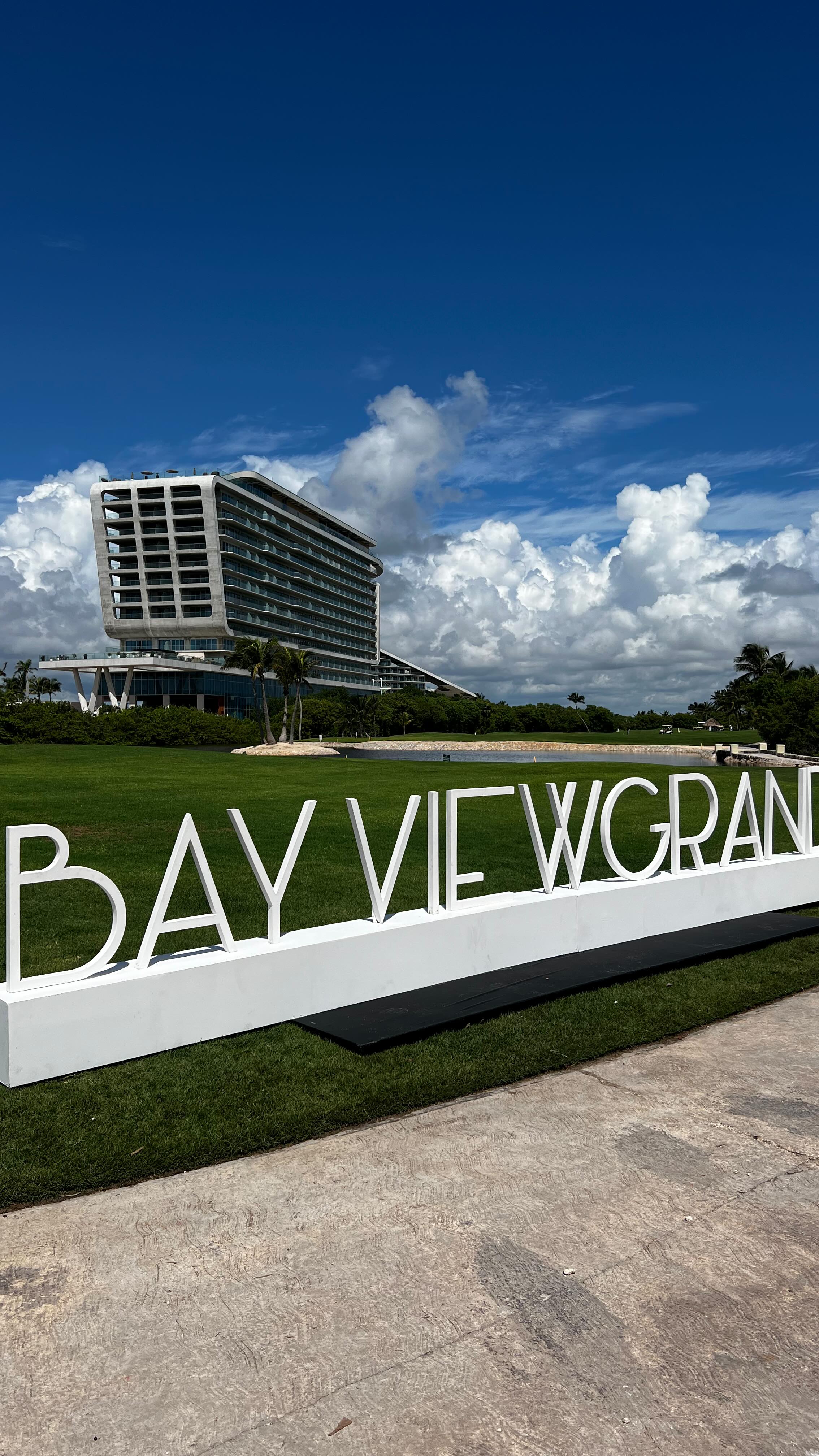 Lo que nadie ve pero hace que todos disfruten!
#behindthescenes #golftournament #golf #iberostar #BVG #eventplanner #producciondeeventos