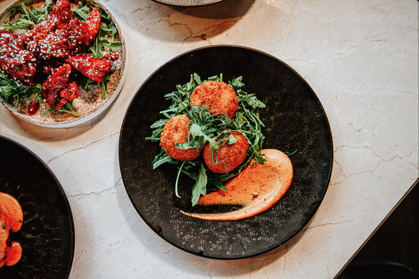 Small plates, big vibes! Why not starts the weekend with some good company and plates to share ? Get 3 for £18.95.
Our faves are mac 'n' cheese croquettes, Korean chicken, and chilli cheese garlic bread.
What’s yours ?
Even better if you pop in during happy hour for some extra discounts !
.
.
.
.#smallplates #share #snack #mealdeal #castlefield #deansgate #student #happyhour #photography #bestbar #thisismanchesterawards #leadingbar