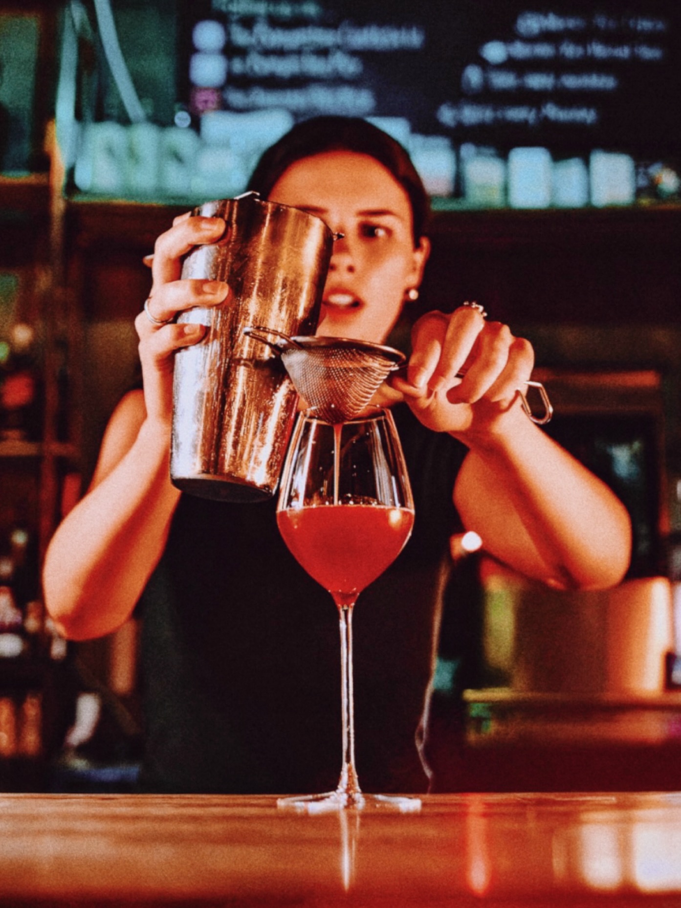 Get ready to taste the buzz! Have you tried our Buzzberry Blitz? It's a happy drink like no other!
Here's what's inside: Strawberry Purée, Crème de cassis, Tonka Bean Liqueur, a dash of buzz bitters, and Moët & Chandon Champagne. Let's break it down: sweet strawberries, rich blackcurrants, warm caramel notes, a hint of cinnamon, and a tingly sensation on your tongue. Plus, the champagne adds a vibrant intensity of green apple and citrus, freshness, and elegance. Try it and let us know what you think!
.
.
.
.
#cocktail #cocktailoftheday #happydrink #moet #champagne #castlefield #deansgate #castlefieldbowl #deansgatesquare #dogfriendly #manchesterbars