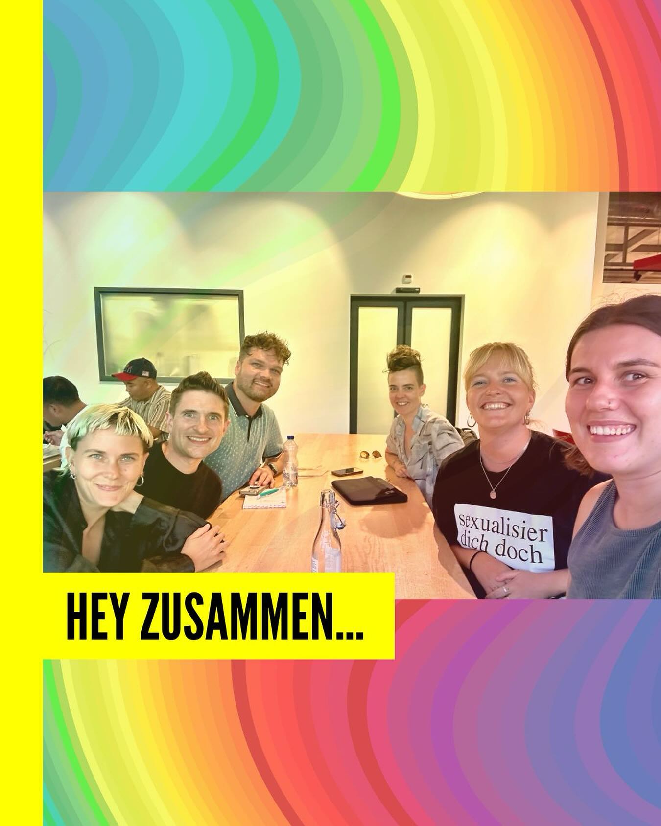 ✨👋 Hey zusammen! Wir sind das Social Media Team von QueerAmnesty Schweiz - heute im Austausch mit Amnesty Schweiz🌈🇨🇭
Wir stecken unsere Freizeit und viel Herzblut ❤️ in diesen Kanal, um euch auf unsere Arbeit aufmerksam zu machen:
👉 mehr Sichtbarkeit für queere Geflüchtete schaffen
👉 Aufmerksamkeit & Spenden sammeln, um Brücken zwischen ihnen und der LGBTQIA+ Community zu bauen💪
Wir glauben daran, dass jede Stimme zählt und Social Media ein Ort sein kann, an dem Solidarität wächst. 🌍💜
Danke, dass ihr uns begleitet, teilt und unterstützt – gemeinsam können wir viel bewegen! ✨
#QueerRights #LGBTQIA+ #LoveIsLove #Pride #RainbowFamily #VisibilityMatters #AsylumForAll #RefugeeRights #ProtectRefugees #SafeHaven #NoBorders #HumanRights #Activism #instagood #FightForEquality #EndDiscrimination #StandUpForRights #SwissActivism #love #QueeSwitzerland #ZurichPride #YouAreNotAlone #TogetherWeRise #CommunityLove #Solidarity #HopeForTheFuture #QueerAmnesty #ChangeMakers #NonProfit #socialmedia