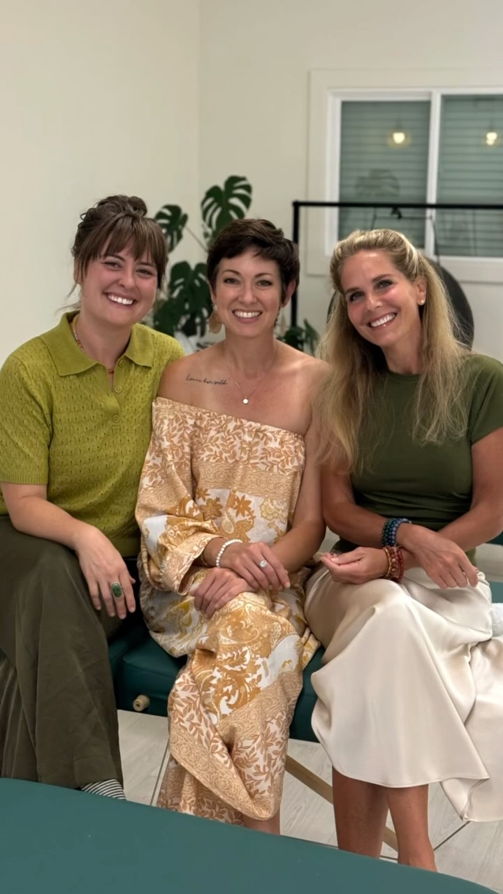 Had the most beautiful weekend with @iamrachelmckenzie & @melanie_clampit @studiobenapa 💛 Such a joy to co-create with these incredible women — always expanding, always creating new events together ✨
Rachel & I held our usual sessions — Timelines & Truth, Energetic Release, and Soul Signal — but this time we added the magic of sound & crystals with Melanie. I first came up with this event nearly 5 years ago, and it just goes from strength to strength, so I was delighted to work with Melanie on this in Napa. It really is such a relaxing event, calming the mind, body, and soul into pure rest and renewal. We also created a brand-new Equinox immersion — 3 practitioners, 5 modalities, and 2 hours of deep transformation — such a powerful offering, perfectly aligned for this eclipse season 🍁🍂🍃✨
It is a gift to share space with both new faces and returning ones. Every gathering holds its own vibration, no two ever the same — each unfolding exactly as it’s meant to as with everyone who joins 💛✨
Feeling grateful, aligned, and excited for all that’s yet to come 💫
Thank you and happy autumn fall everyone 🍁🍂🧡💛✨💫
#equinox #crystals #crystalhealing #healing #autumnequinox #energetics #soullanguage #lightlanguage #events #wellbeing