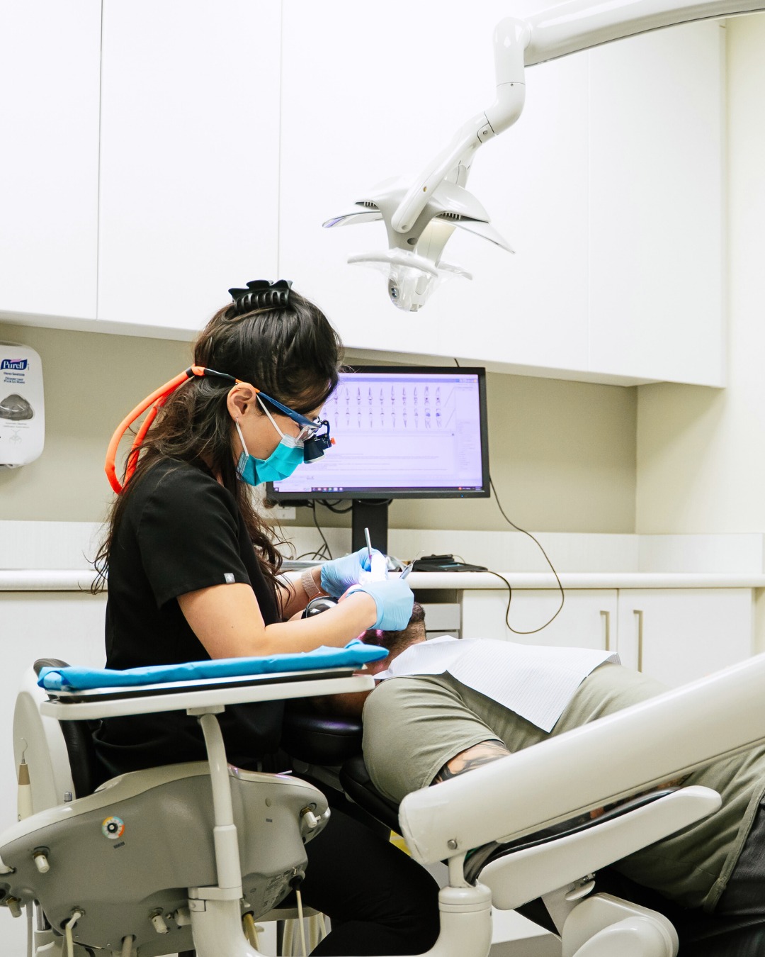 Dentistry is at the heart of what we do, but it’s not all we do.
Did you know that at Diamondview, we also offer Botox treatments right here in the clinic? Beyond smoothing lines, Botox® can also help with jaw clenching, TMJ pain, and tension headaches, common issues we see in dentistry every day.
That means you can check two things off your list at once: your dental appointment and finally finding relief from those stubborn headaches.
Call (780) 454-7355 or book online today to get started! 😁
#yegdentist #edmontondentist #dentalcareyeg #yegdental #teethcleaning