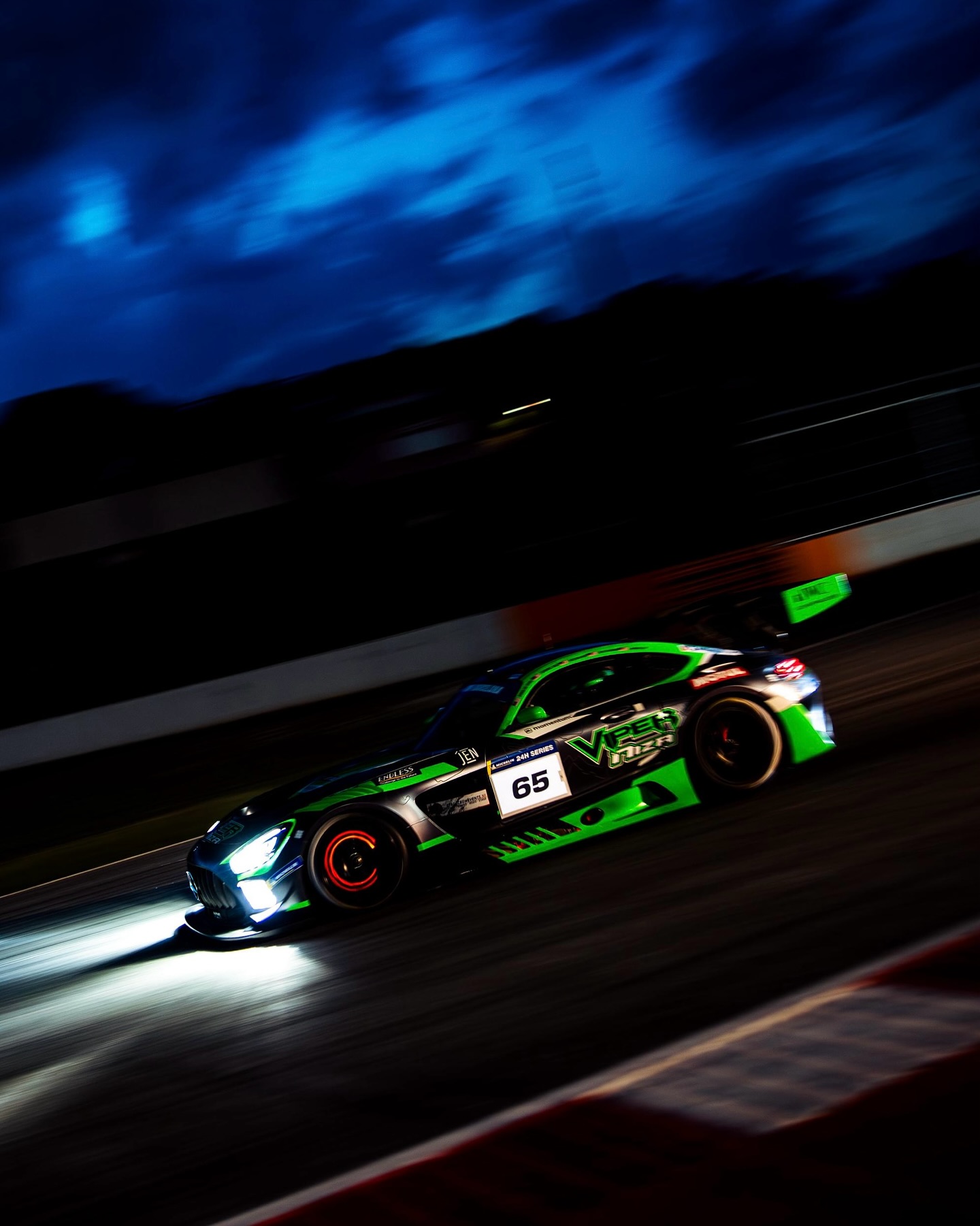 Race Day today! Let’s end the season on a high💪
#mercedesamg