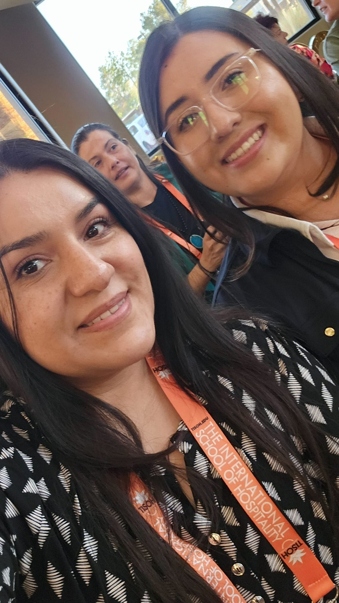 What an ICONIC ✨ night!!
A real Vegas wedding has no one shape or form and the @lvweddingchamber put together a fashion show highlighting all of the amazing couples that elope to Vegas for something a little out of the ordinary 👏🏻👏🏻
Kudos to our amazing friend @mrs.cjmills for hosting AND MC’ing this VOGUE worthy night ✨
#fashionshow #vegas #weddings #elopements