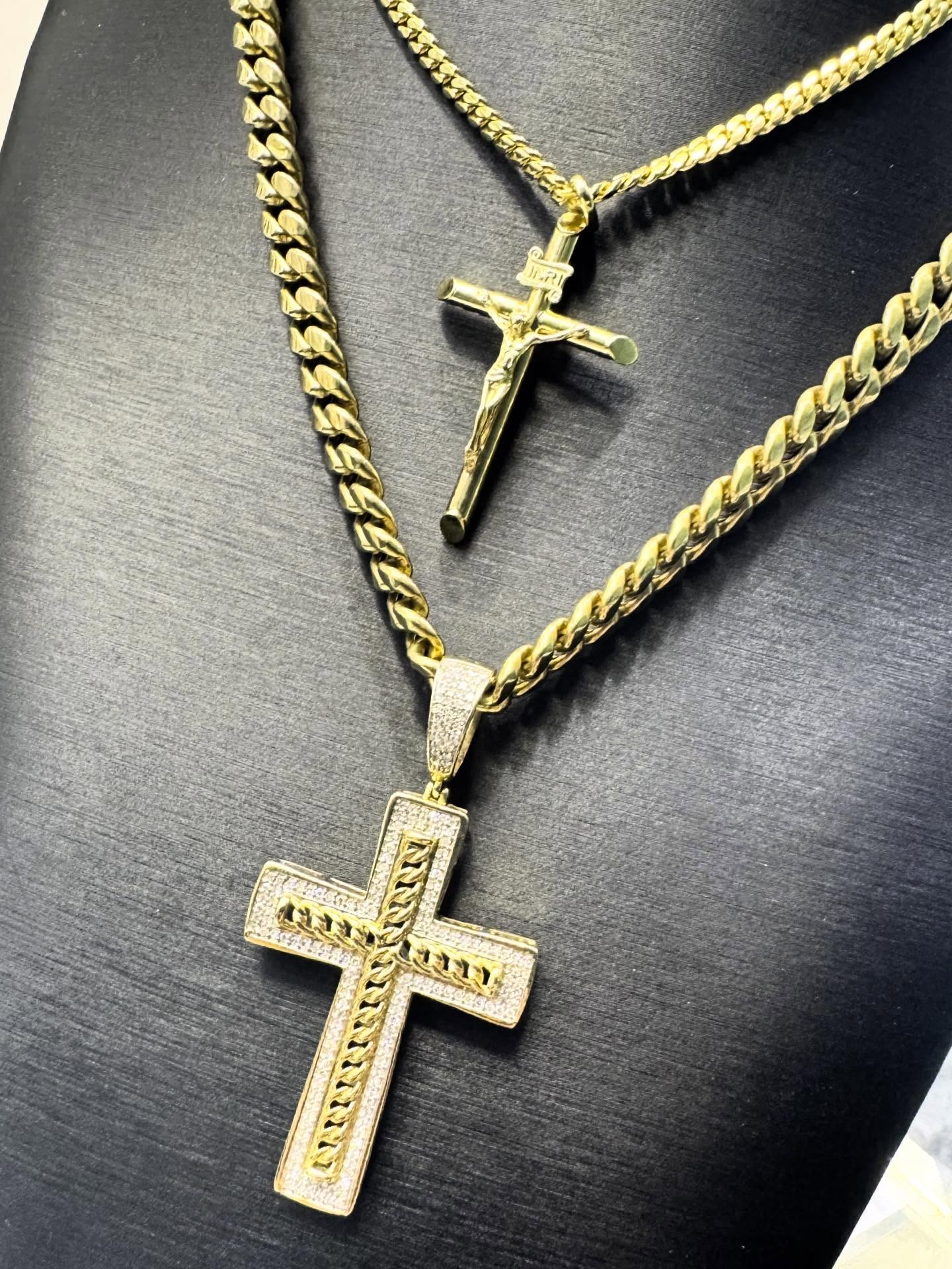 Out with the old, in with the new! Give your old, broken, or unwanted jewelry a new purpose. We offer trade-in value on your unused pieces, so you can walk out today with a stunning new necklace or pendant. Explore our extensive collection and find your perfect new treasure today!