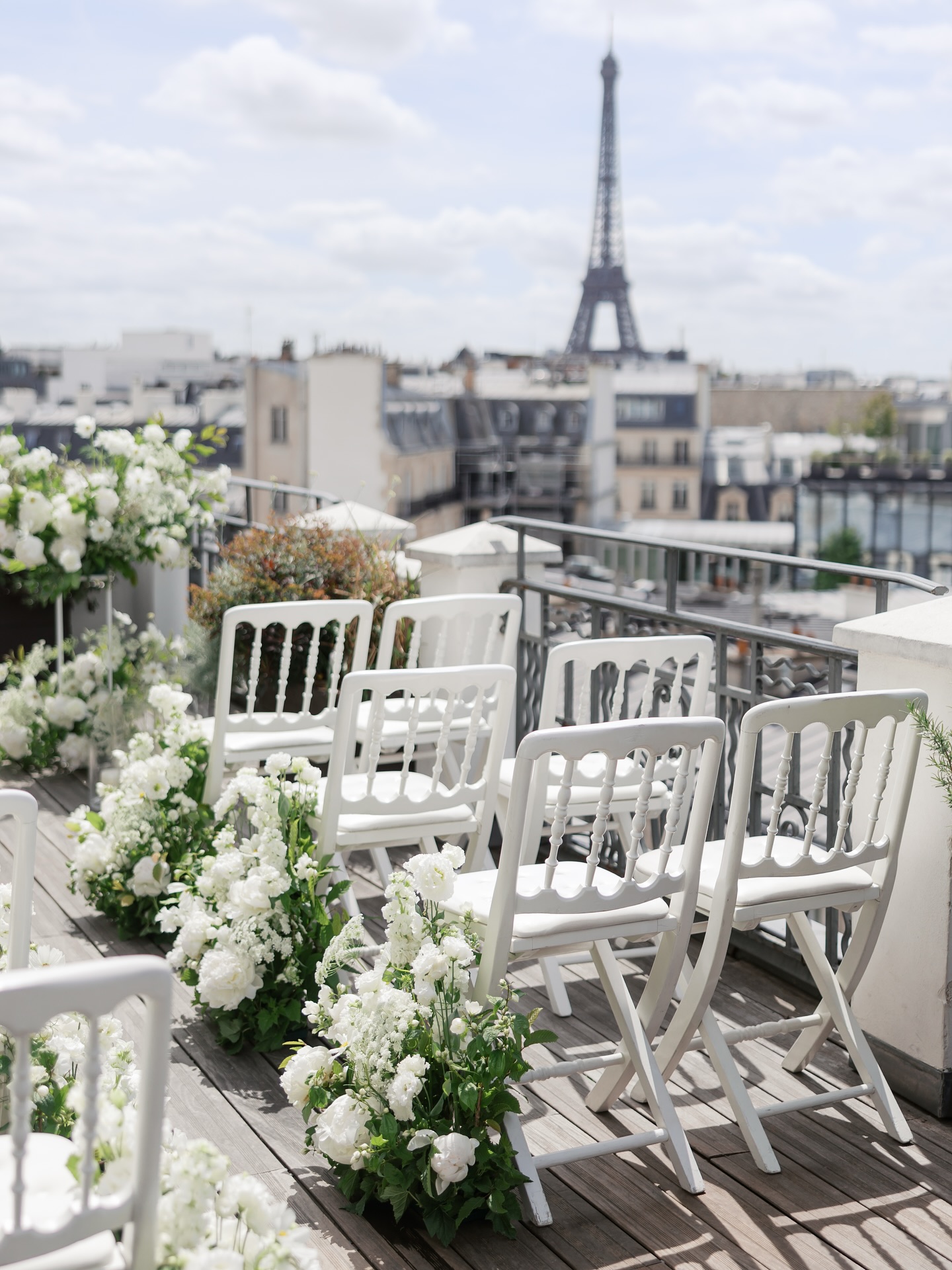 Romance in the air. From the sweeping views of the Eiffel Tower to the intricate ceremony details, every frame from this Parisian rooftop wedding felt like a love letter to the City of Light. Planning your dream wedding abroad? Let’s create magic in the most unforgettable places.📍Now booking 2026 weddings in Europe!
.
.
.
Photo @vsphotography_insta
Video @the_wedding_valley
Venue @marignanparis
Hair and makeup @lisamakeup_paris
Officiant @theparisofficiant
Florals @poeme.fleuriste