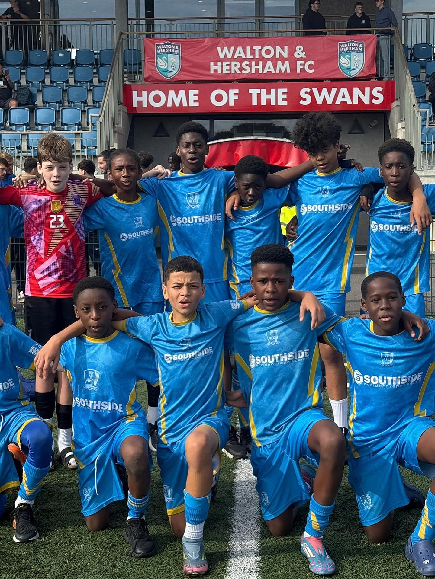 Job done ✅ U13 Blues secure the 3 points against Walton & Horsham FC in their JPL match. Great effort from the boys!