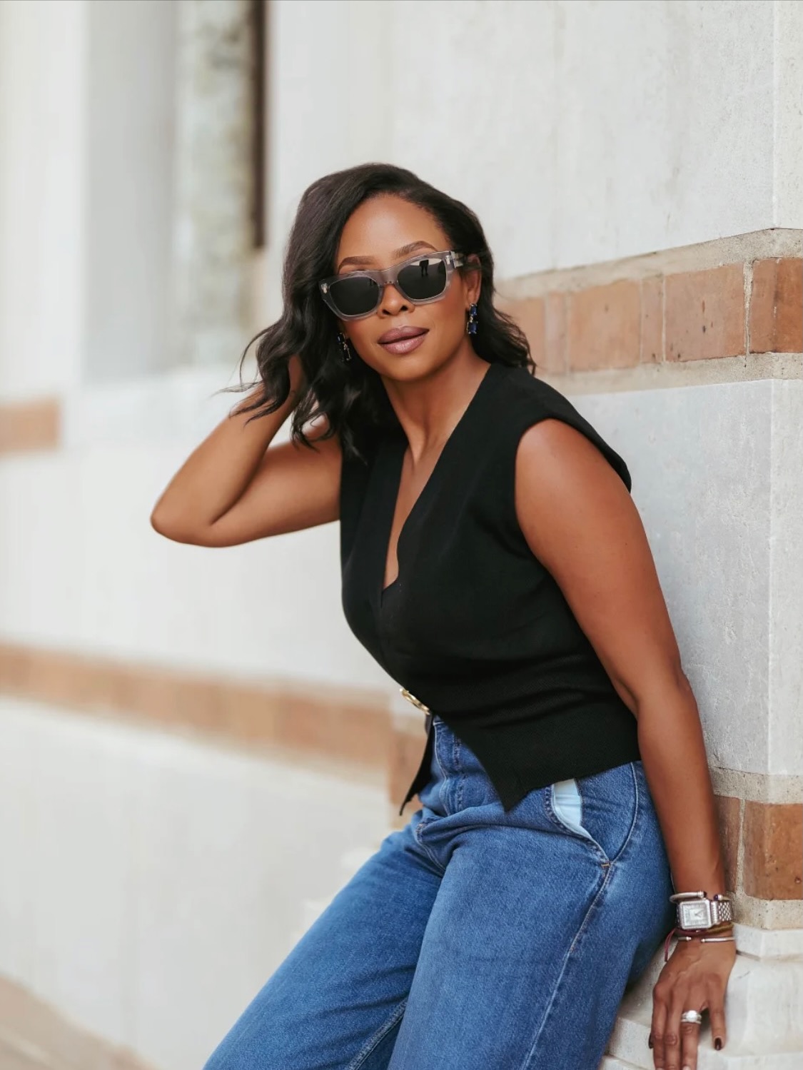 ✨ Thinking about booking a photographer? Here’s why choosing a female photographer can make all the difference:
💗 You’ll feel more comfortable and supported
👀 Extra attention to the little details (hair, poses, outfits)
🌸 A safe + empowering space to just be yourself
📸 A creative perspective that tells YOUR story
It’s more than photos ….it’s an experience where you feel seen, celebrated, and confident. 💕
#HoustonPhotographer #HoustonMakeupArtist #HoustonPortraits #HoustonMUA #HoustonBeauty #HoustonSeniors #HoustonGlam #HoustonCreative #HoustonEventPhotographer #HoustonBridalMakeup