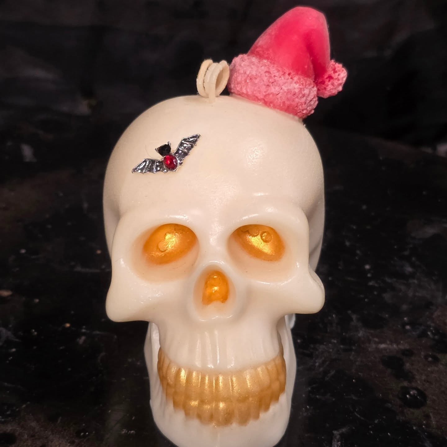 Merry Halloween vibe going on at www.MelmadeScents.com
#candles #custom #Halloween #merry