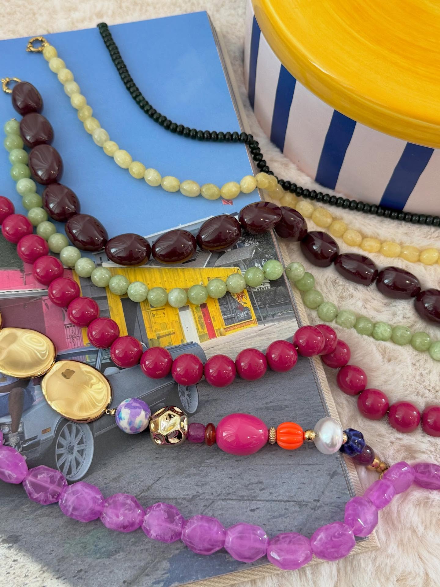 Because one necklace is never enough!🤭
New in and ready to finish your fit! 🫶
#myjewellery #jewellery #statementnecklace