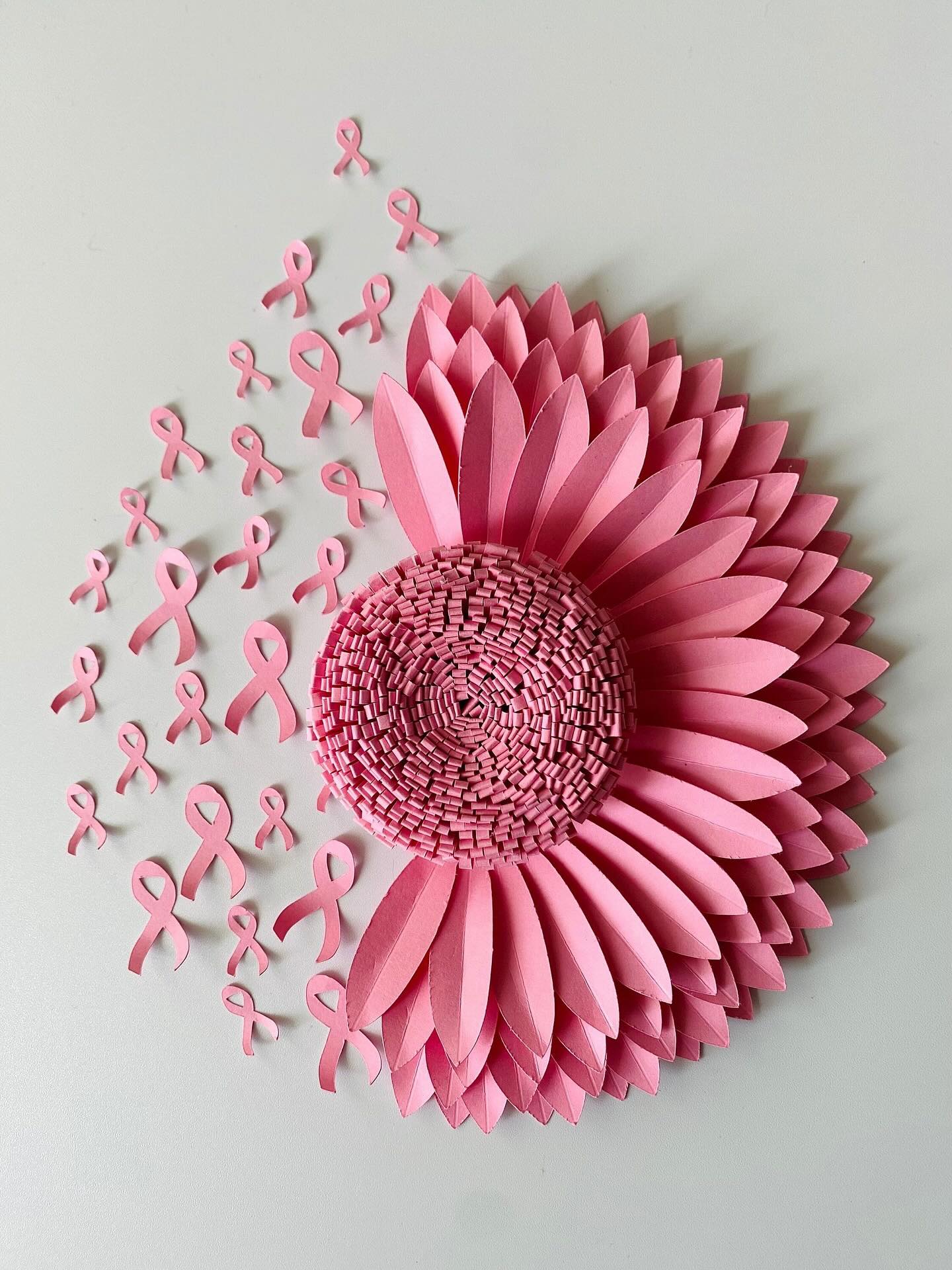 🩷OCTOBRE ROSE CHEZ KEMBOJA
Se faire dépister c’est « seinple »
Chaque geste compte
Parce que cela me touche,
Parce cela vous touche,
Parce que cela nous a touchées et nous touchera malheureusement encore de nombreuses fois, de près ou de loin...
J’ai à coeur de soutenir à ma façon la lutte contre les cancers féminins en m’engageant dans le formidable élan solidaire d’Octobre Rose.
Ainsi, pour toute prestation de massage achetée et réalisée et les bons cadeaux du 1er au 31 octobre 2025, je reverserai 10 € à l’association Ruban Rose
Dans mon métier, chaque intention et chaque geste compte.
Dans ce combat contre la maladie, c’est la même chose : chaque geste compte.
Alors, je compte sur vous pour soutenir avec moi ce grand combat.
#octobrerose #solidaire #depistage #rubanrose