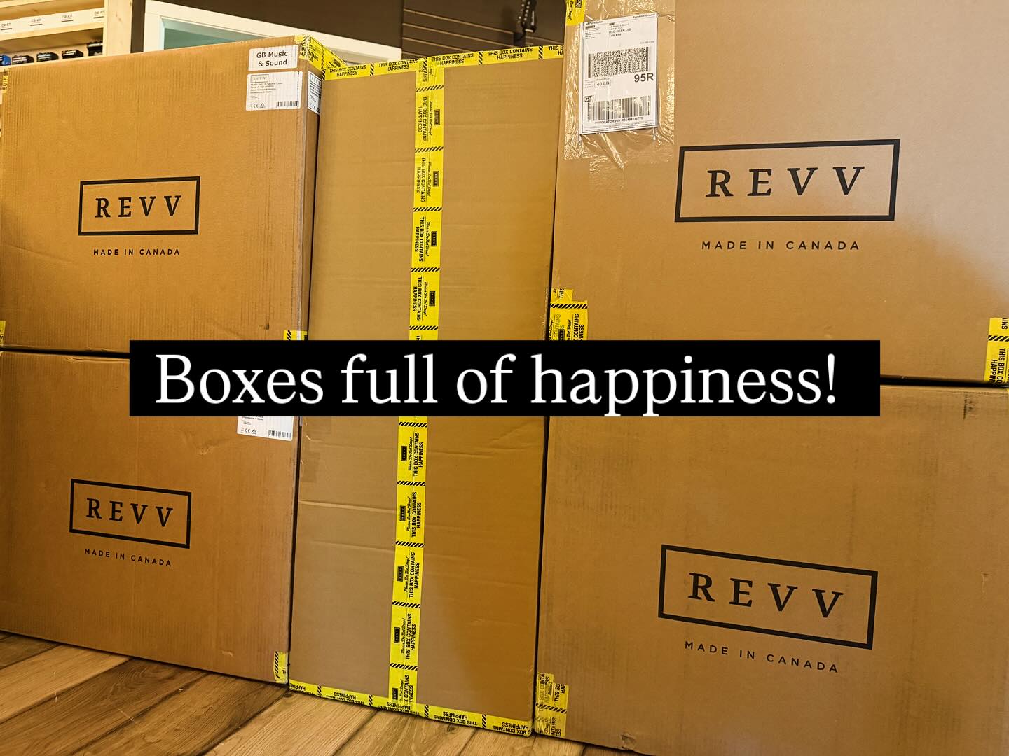 What’s in the boxes?!
Come visit us at the Edmonton Guitar Show to find out!