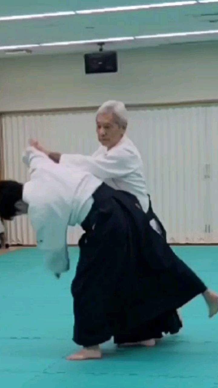 五反野道場土曜日教室
足立区中央本町地域学習センター
新規会員募集中です!
#足立区合気道
#五反野道場
#合気道#合気会
#新規会員募集中
#gotanno_dojo
#aikido #aikikai