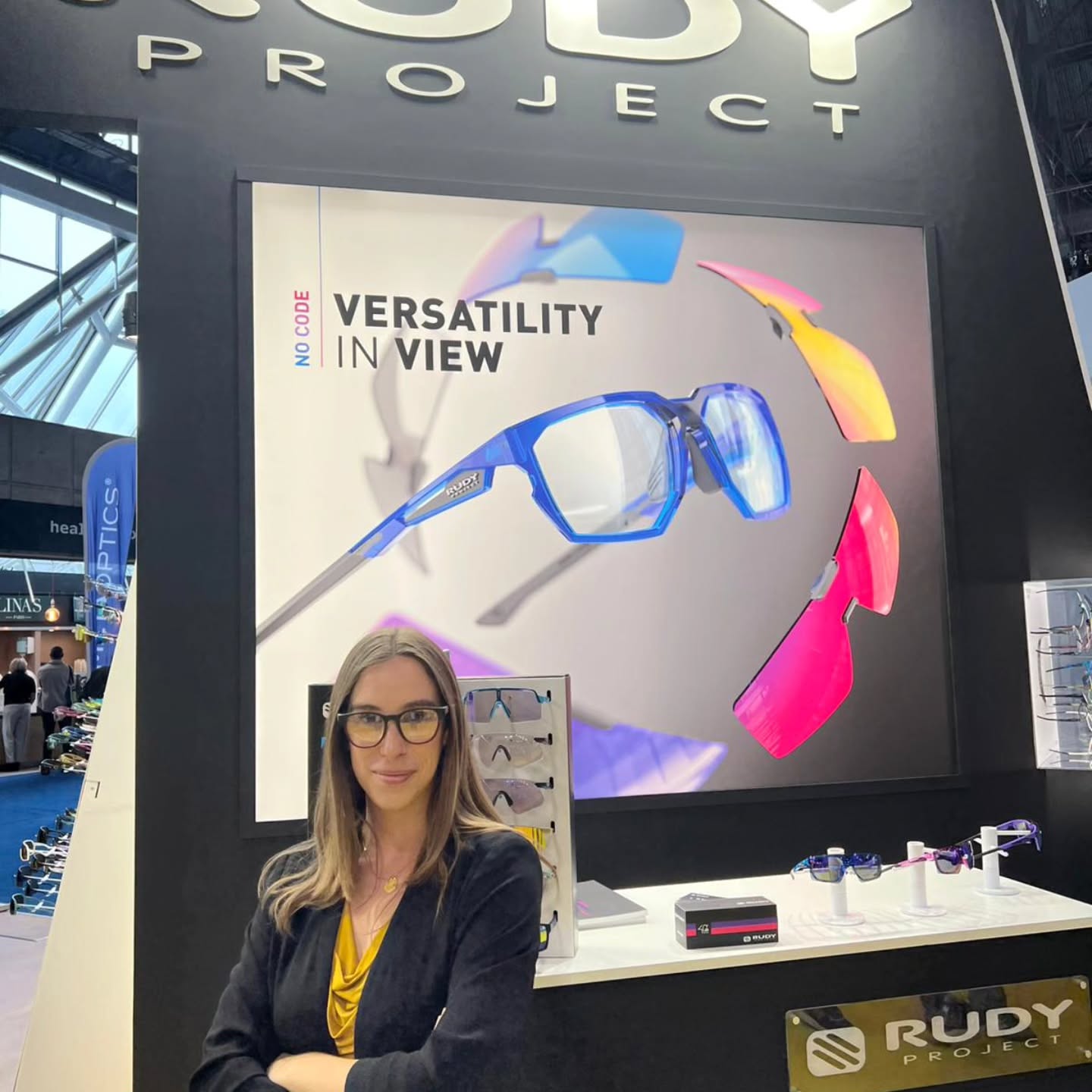 A heartfelt thank you to the journalists from 15 leading European optical media outlets who took the time to visit the Rudy Project booth at Silmo Paris together with Vitamina C.
If you’d like to receive details about the new collections unveiled at the show, feel free to reach out 👉 press@vitaminac.net.
#vitaminacPR