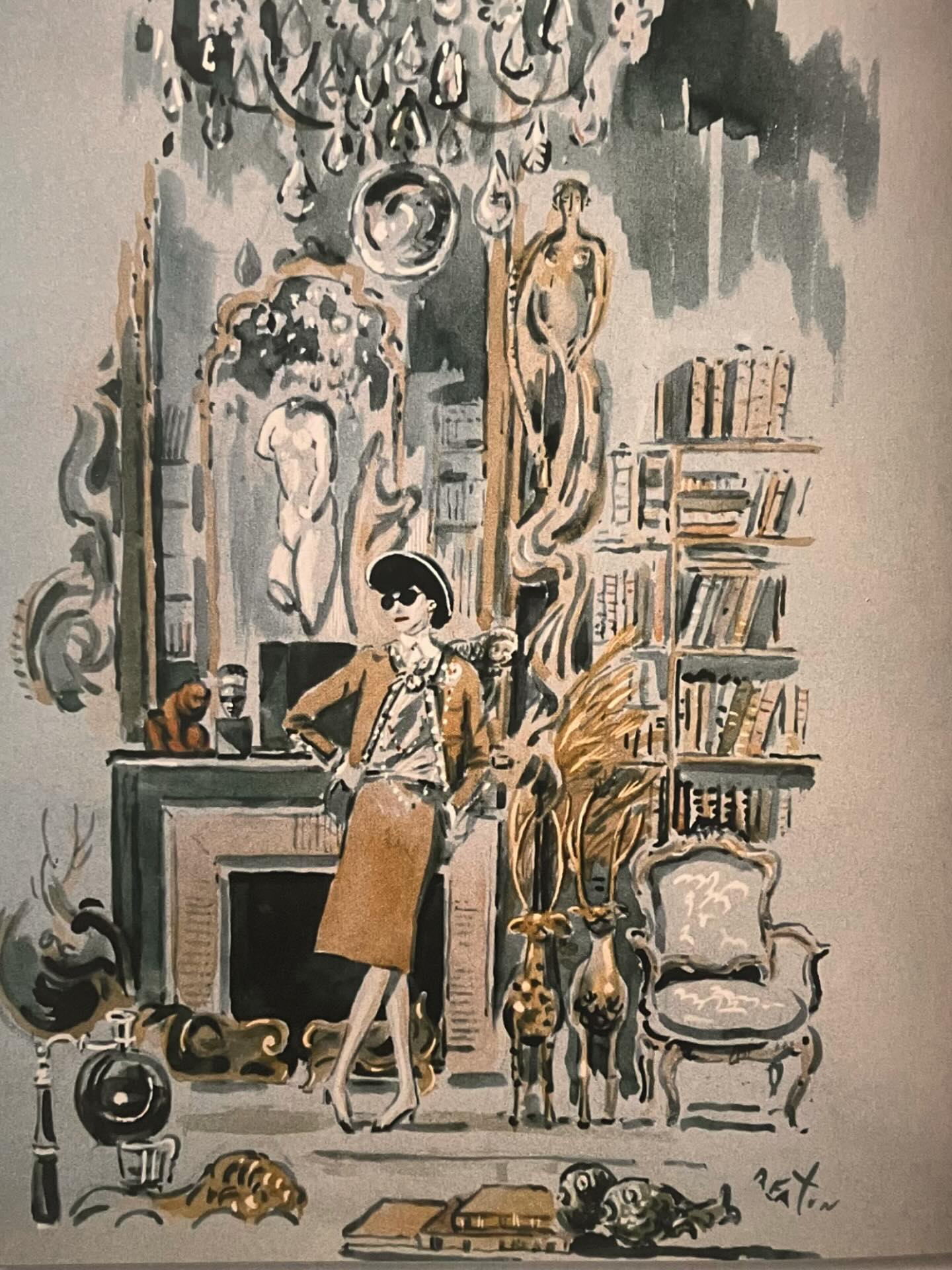 This drawing by Cecil Beaton captures the entire Chanel style: the straight-cut suit, the pearls, the black straw hat, the two-tone neckline, and the precious furniture in the apartment on Rue Cambon.#cocochanel #ruecambon #fashionhistroy #fashiondesigner #fashionlover