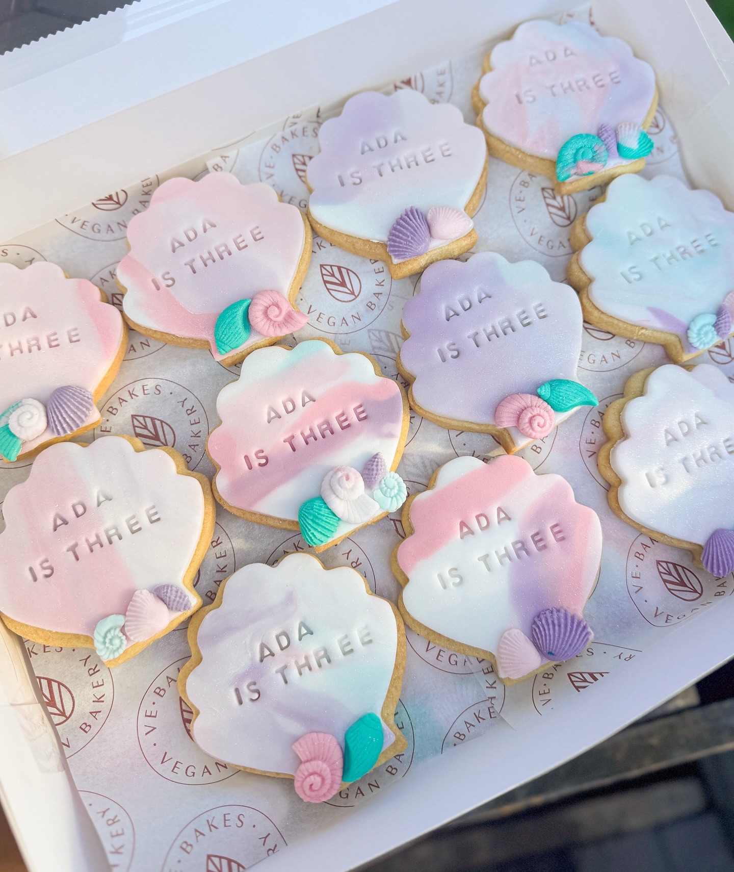 How cute are these Under The Sea iced biscuits! These are becoming a popular choice ๐ ๐ ๐ ๐ชธ