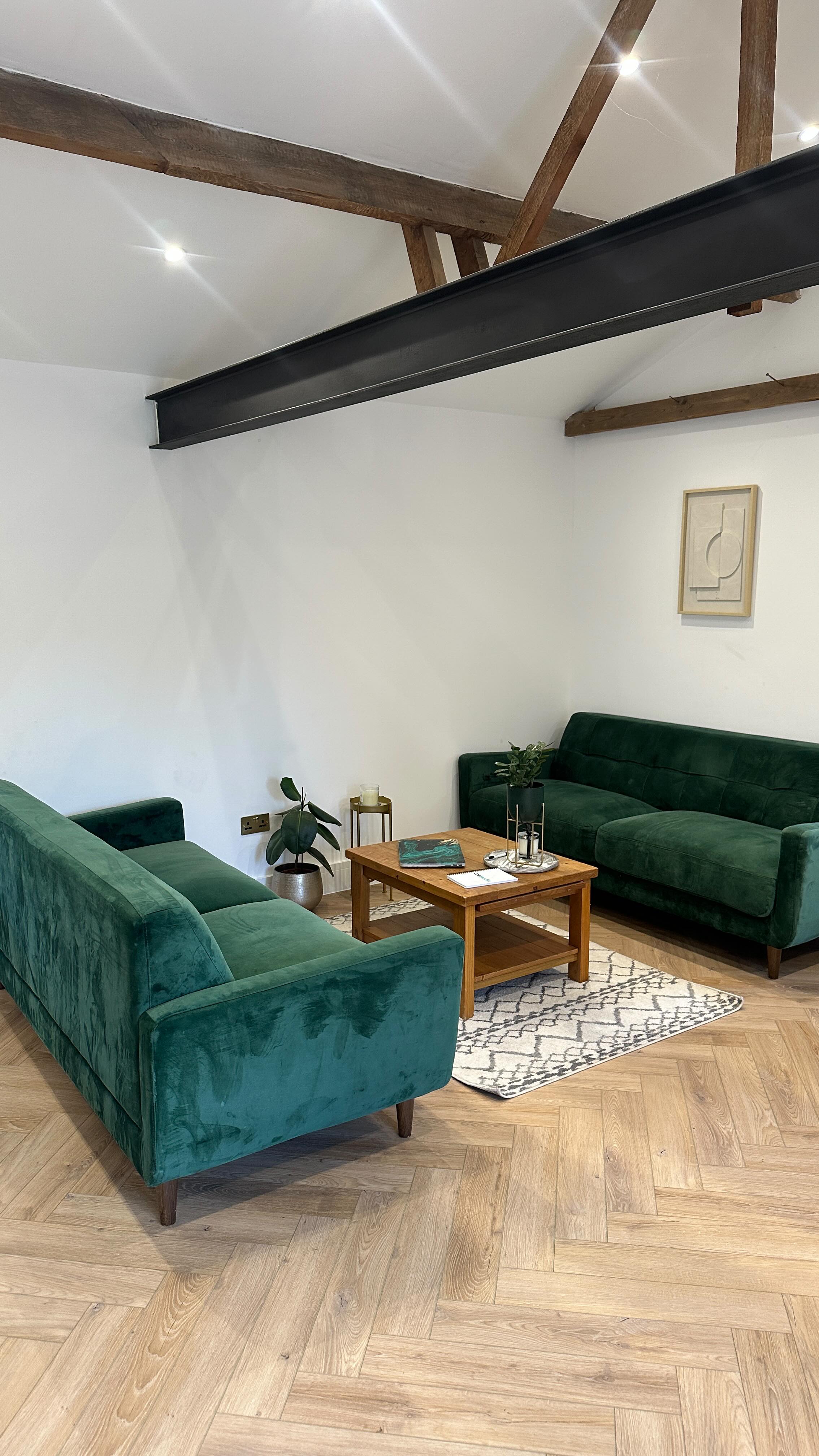 Goal setting and planning✨Belle Beauty Skin Academy is launching soon and educator Hayley is finalising her incredible course content👩🏻💻Growing and scaling a business can feel overwhelming without the right systems, processes and deadlines in place🌱Today, we sat down with Hayley and her husband to map out how she can delegate, streamline and enhance her offerings both online and in person✨Accountability and clear timelines make all the difference when building a business that works for you and we love nothing more than helping to make it happen🙋🏻♀️