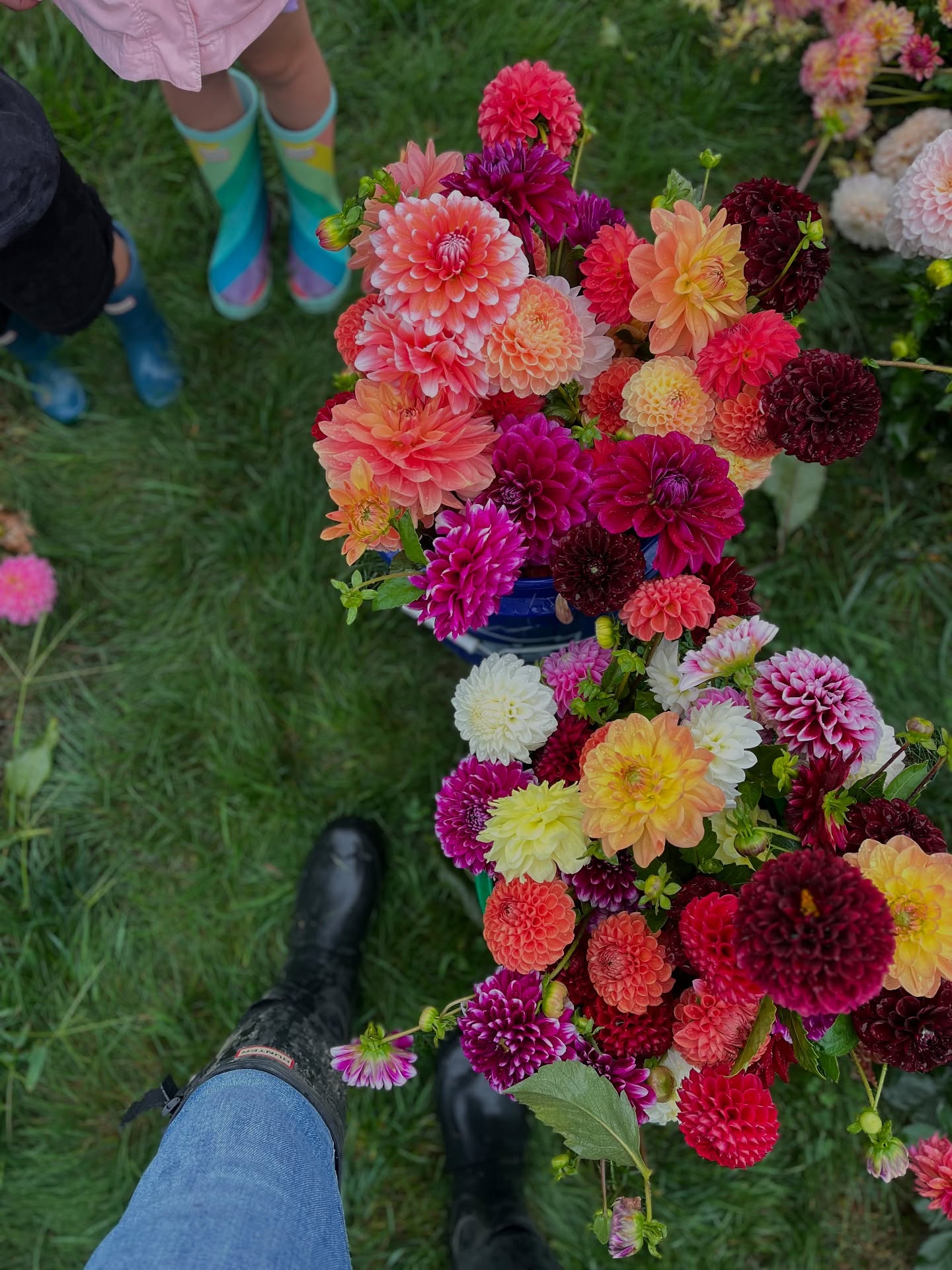 Caught in the rain with 👧🏼 & 👦🏼 !!!!!❤️