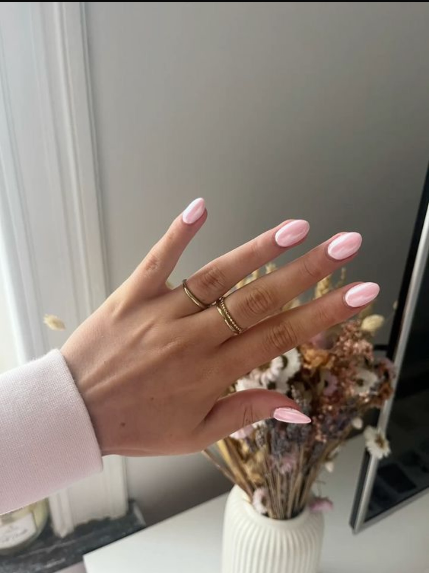 In our pink Barbie era 💅🏻💕
Did you know you are able to add chromo to any nail design just for R50 extra .
To make your nail booking contact our :
Business whatapp nr : 081 500 2238
Website : www.goshnails.com
-
-
-
#nails #goshnails #trendynails #chromonails #stelliesnails