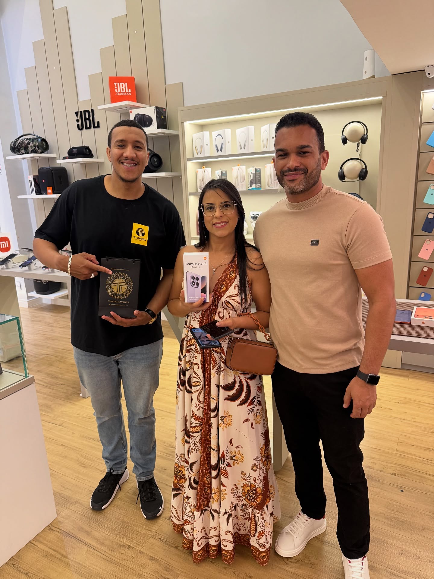 Fiquem com as fotos de nossos clientes lindos e maravilhosos na nossa unidade do shopping sul Valparaíso 🤩🥳❤️