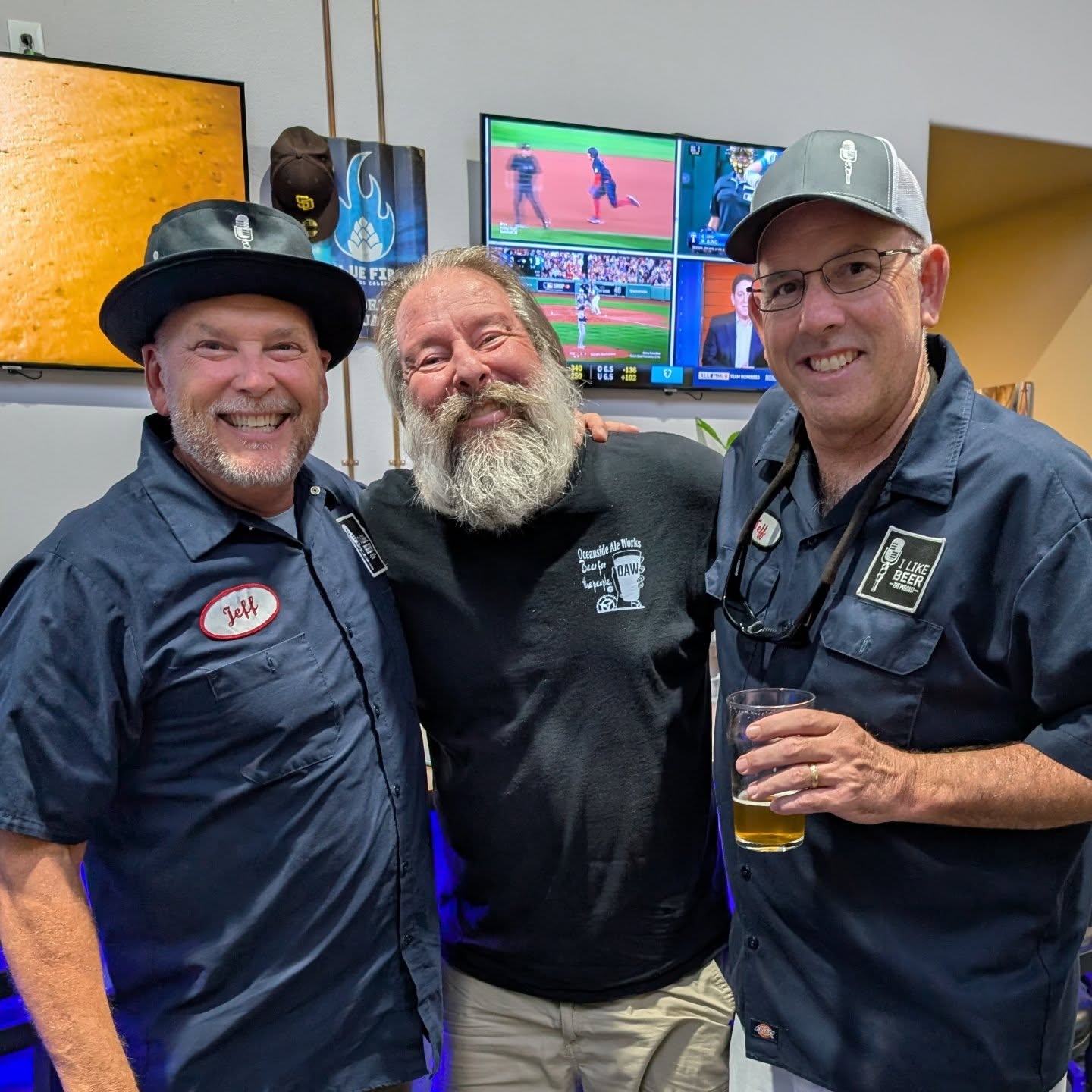 Legend. Mark @oawbrew at Blue Fire Brewing.
#lager #legend #sdbeer #sanmarcos #beernerd #beernerd #beerstagram🍻