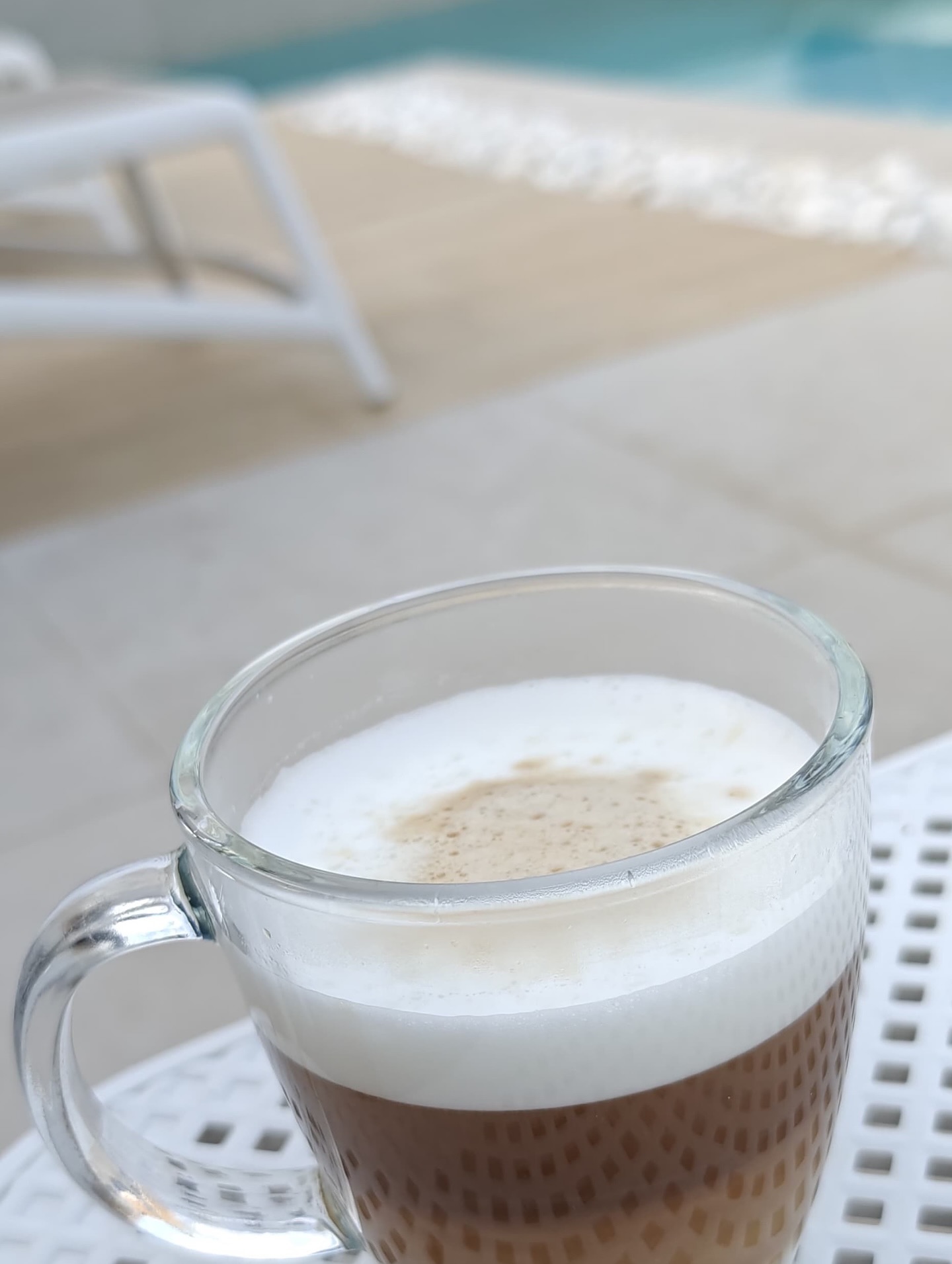 Goedemorgen!!
Genieten van een heerlijke koffie in de ochtend, dat kan perfect met onze senseo en/of dolche gusto machine die ter beschikking staan voor jullie tijdens jullie verblijf.
#Coffeelover #Capucinno #heerlijkgenieten