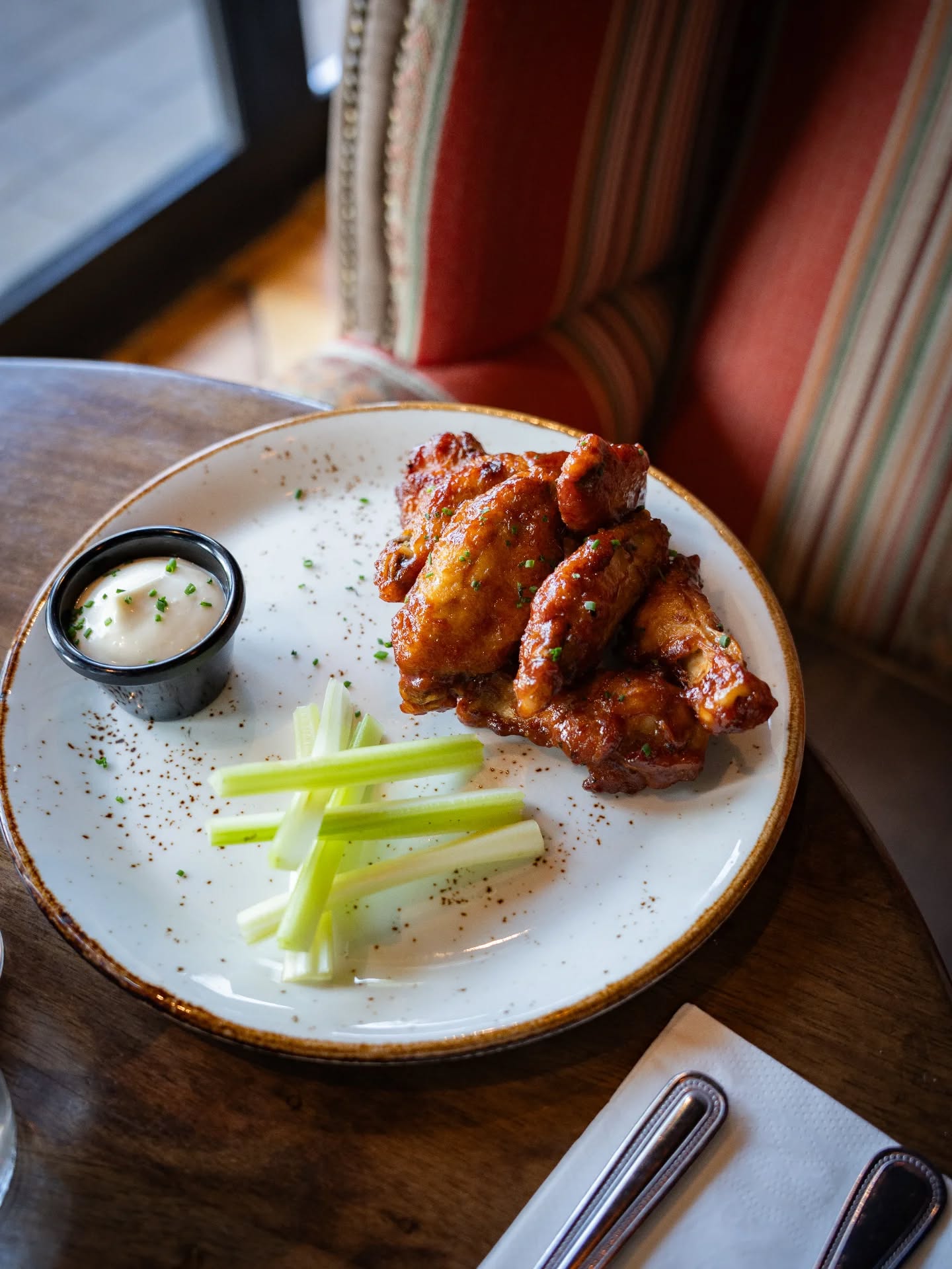 Your weekend kickoff starts at Capones 🍴 Doors open from 3PM today.
#caponsgalway #galway #restaurantgalway