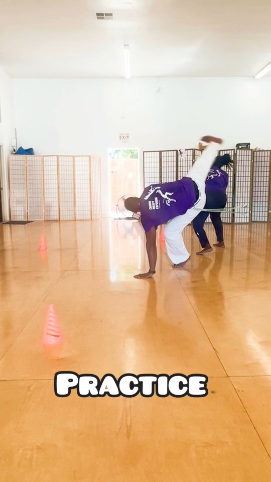 Hereβs a peek at how we train: music, movement, application. πΆπͺπ
High energy, focused, beginner-friendly.
DM to try a class or hit the link in bio.
50% off this month.
Castro Valley Capoeira.