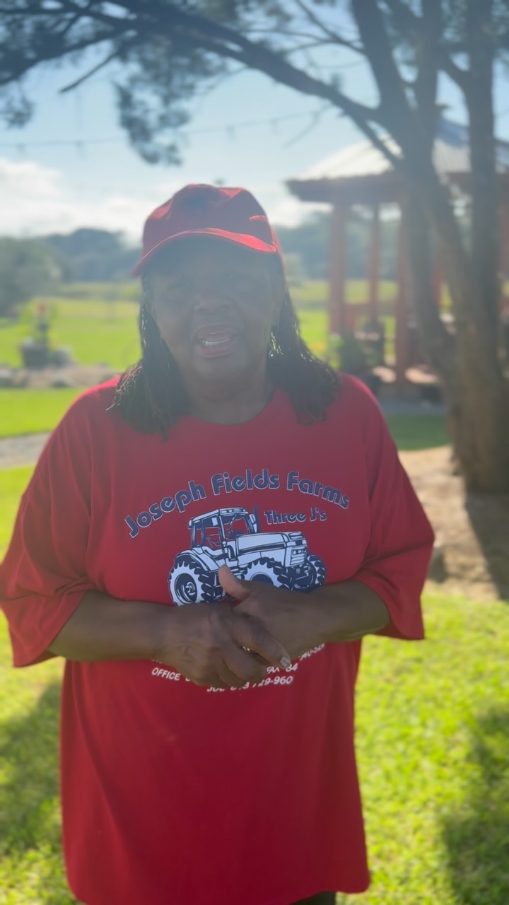 🎉🌾 JOIN US NOW!!!FIELDS FARM FEST ! 🌾🎉
Join us on Saturday, October 18th from 2–8 PM at Joseph Fields Farm for a day filled with food, fun, and community! ✨
🍂 What to expect:
🐐 Petting Zoo
🚜 Tractor Rides
🎭 People & Pets Costume Contests
🔥 Adults-only Fire Pit & Bar
🎟️ Raffle Prizes
🎃 Pumpkin Patch
🛍️ Shop & support local vendors:
@shamblesboutique
@sawilocraftsandcreations
@lostisle
@chasriverdogs
@highsteaksbutchershop
@lowlifebar
@liveforwellnesschiropractic
@bsbiscuits
...and more!
🌱 Hosted by Joseph Fields Farm, a local organic farm run by a 3rd-generation Gullah Geechee farmer. Come celebrate the harvest season and support local food, art, and culture.
🎟️ Get your tickets NOW — link in bio!
#JosephFieldsFarm #FarmFest2025 #SupportLocal #GullahGeechee #OrganicFarm #charlestonevents