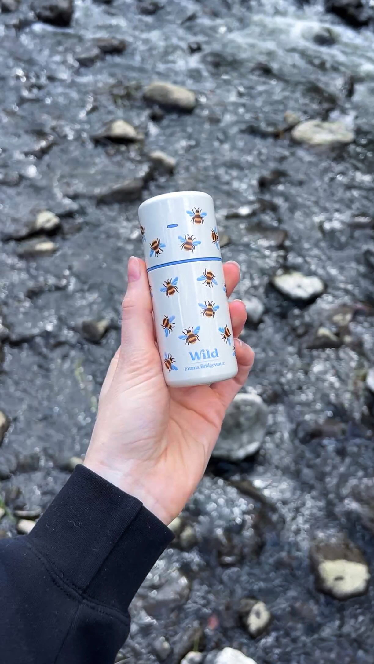 This and yap 🌱
We took Wild’s new roll on deodorant on an hike, literally climbing mountains and sweating it out to really put it to the test.
Natural, refillable, smells amazing and sweat test approved, tap the 🔗 in my bi0 to try for yourself!
DC: BYBROOKE for 20% off all Wild products and to support me 🫶🏼
#wilddeodorant #naturalbeautyproducts #eczemahealing #eczemajourney #gymgirl #naturaldeodorant #hikelikeagirl #hike