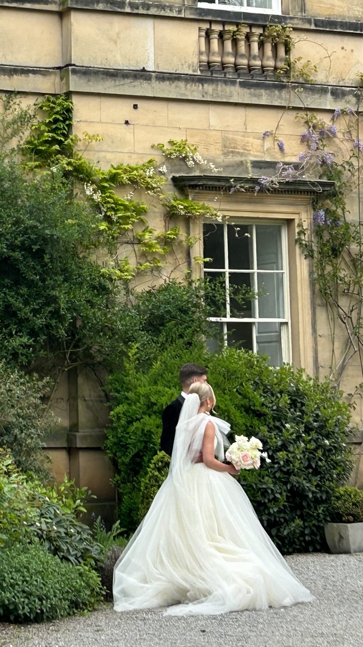 One simple change - applicable to everyone: brides, grooms, mothers, fathers, partners⌠anyone.
Fill your cup⌠and not just with coffee đ
For someone like me, this can be harder than it sounds. I talk a lot about living in the present moment, valuing your experiences, and loving those around you.
But I donât always practice what I preach⌠and thatâs okay. Iâm trying âĽď¸
Filling your cup starts with small actions and over time, those little steps grow into something bigger.
Let me know what you do to fill your cup by commenting bellow I would love to know âŹď¸
#weddingchildcare #weddingnanny #childcareforweddings #weddingdaychildcare #weddingbabysitter #littleguestsbigday #childfriendlywedding #weddingdayhelp #fillyourcup #mindfulliving #presentmoment #selfcarematters #slowdownandsavor #derbyshirebride #derbyshierwedding