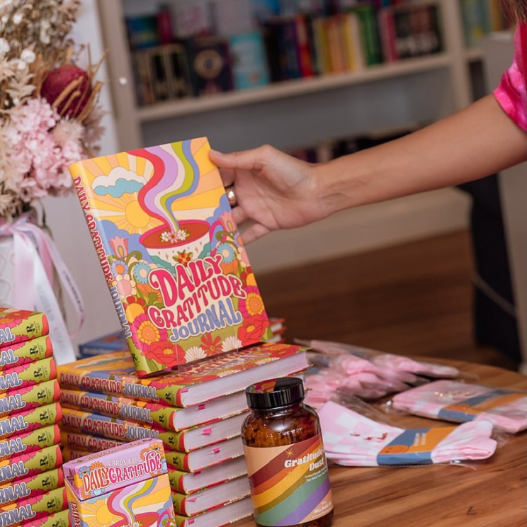 It’s more than a journal✨It’s your reminder to slow down, to notice, to find joy in the little things that make up your days.
What begins as a small daily habit soon becomes a way of living — one that fills your weeks and months with more gratitude, more perspective, and more presence. 🌿
It’s more than just a journal ✨it’s changed our lives and we know it’s changed the lives of many other beings both big and small which is why it’s our number one seller, both online and at markets.
.
.
#GratitudeJournal #DailyGratitude #GratitudePractice #JournalingJourney #MindfulMoments #SlowLiving #IntentionalLiving #MorningRituals #EveningRituals #SelfLoveJourney #MindfulLiving #DailyRituals #SelfCareRituals #SoulfulLiving #HeartLedBusiness #WellBeingsHub #GratefulHeart #ShopSmallAustralia #SupportSmallBusiness #publishedauthors