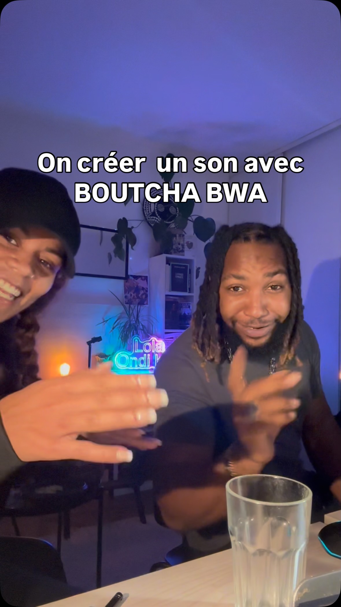 🔥 dans la cuisine 👩🏾🍳👨🏾🍳 avec le producteur de @boutchabwa @kenzii.bwa forcé c’est gâté
un mélange shatta x coupé décalé x logobi x kompa 🪩
😮💨🍑
Dis-moi, qui veut écouter ce banger avant tout le monde ? 👀🎧
🎛️🇨🇮⚡️🔥💿💥🩶💃🏾🕺🏾🍹🌴