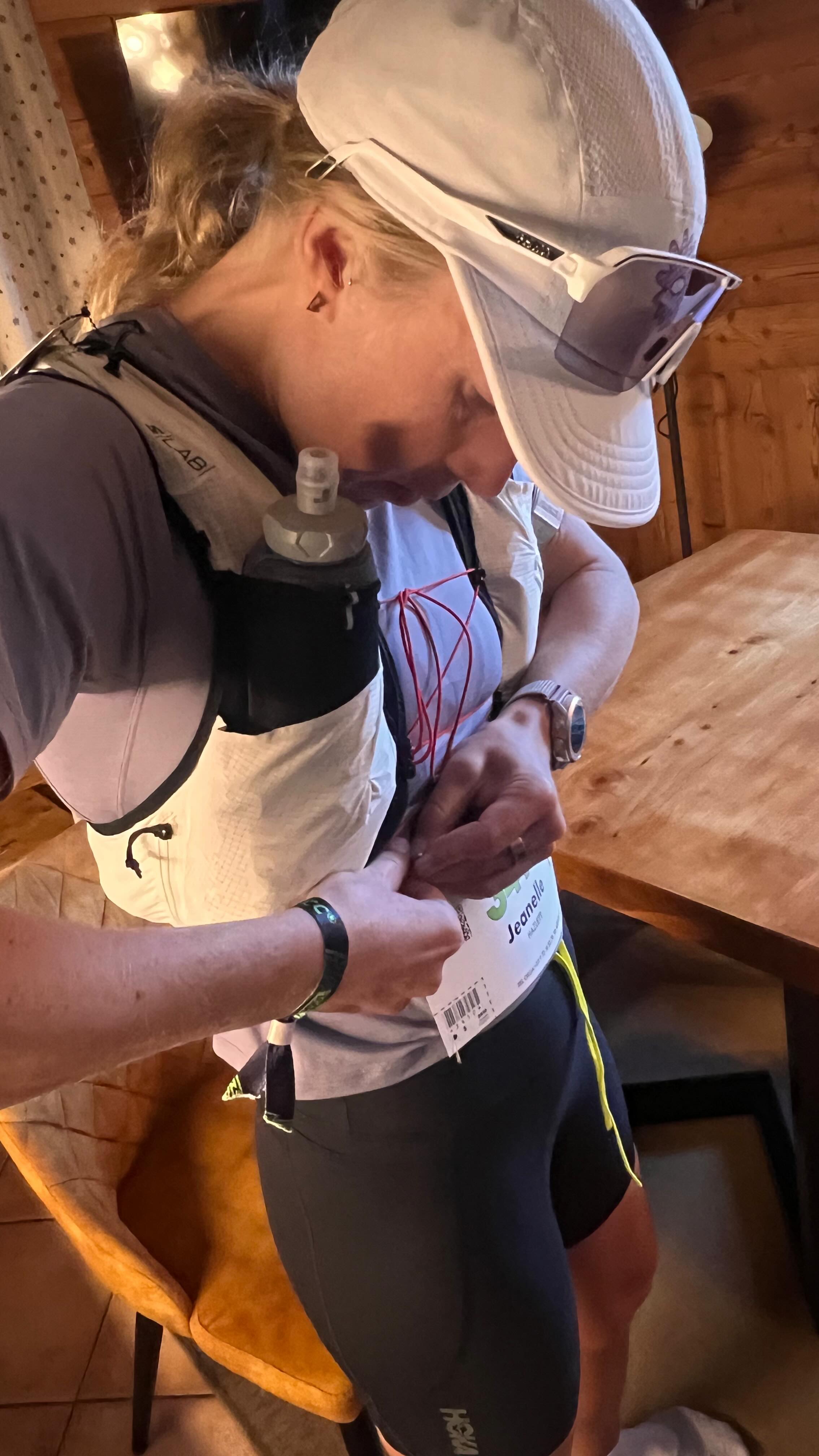 Jeanelle here 👋🏻
For those who don’t know me, I’m a run coach, athlete & community builder. I spend way to much money on good coffee and I really love running 🏃🏼♀️💛✨
I’ve been lucky to spend the last 9 years helping people chase their run and adventure goals 😌✨! This year alone, I’ve helped athletes at 15k trail races through to 250 mile race finishes, it’s been an amazing journey!!
No time like the present to start dreaming and scheming for 2026 adventures and beyond!! If you’re looking for some training and coaching support to help you get after your goals, reach out!!
#letsgo #training #goals #trailrunning #trails #running #coaching