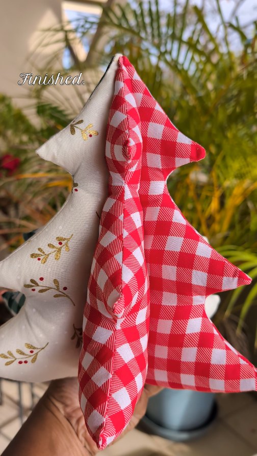 One fabric tree done and done! Isn't it adorable! NGL, I pretty much set aside all other projects to work on this one 😅 so worth it because it's already got me excited for Christmas this year!
This fabric Christmas tree is ready to head off to a new home soon to bring some Christmas cheer 🌲 I had so much fun making this!! Thanks for ordering @kelseysih 🩷
Pattern: @patternsforpirates
Fabric: @spotlightstores
Maker: @cecesquiltsandthings aka me!
Orders are still open for this season, send me a DM if you'd like your own ☺️
.
.
.
#cecesquiltsandthings #quiltingmama #fabricchristmastree #handmadedecor #handmadechristmas #spotlightstores #patternsforpirates #fabrictree