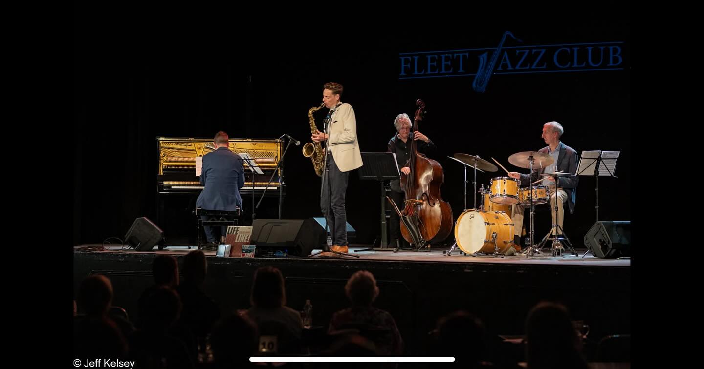 We had a great time at @fleetjazzclub a couple of weeks back. Thanks to Marianne for having us!
Coming up in October …
02.10 @themoustache99 SE London
09.10 @cascaisjazzclub Portugal
10.10 @greennotemusic Camden
17.10 @hjcjazzclub Hampstead
.
#jazz #music #band #quartet #bebop #hardbop #quartet 📸 by Jeff Kelsey