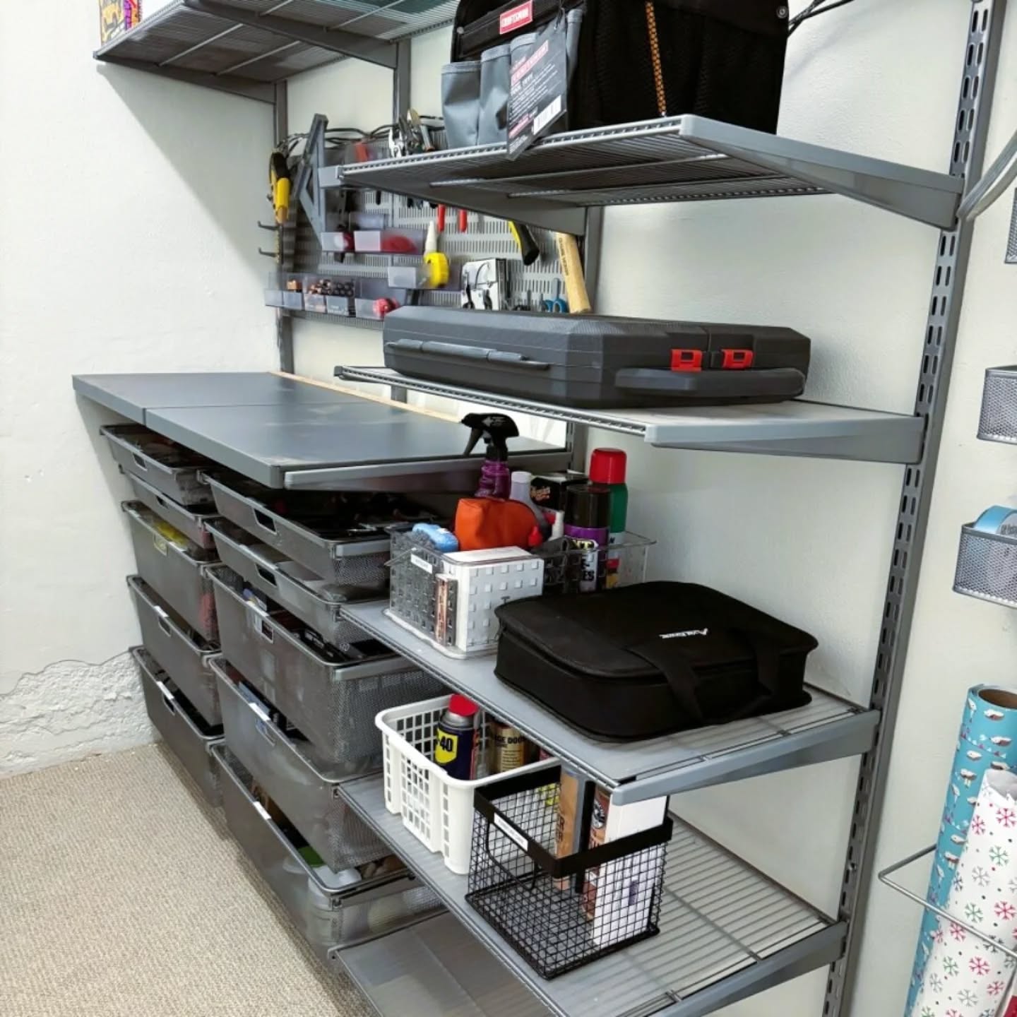 The utility closet can be the junk drawer of the house. Imagine how great it can be when it is set up to serve you. Swipe to see before pic. 😬
#organizedhome #organizeyourstuff #nomoreclutter #professionalorganizing #bayareaorganizer #amscotthome