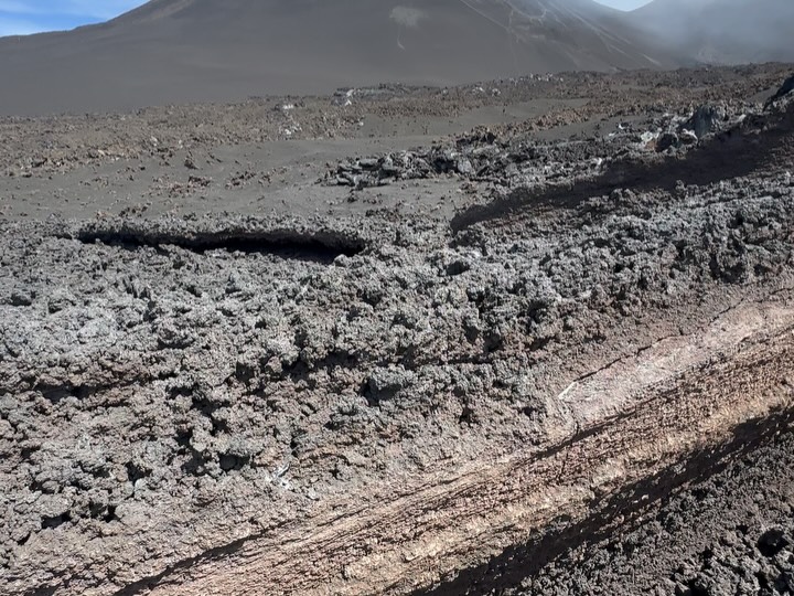 #Etna 3000 Plus Tour #Etnative
#sicily #volcanoes #sicilia #guidevulcanologichesicilia #turismodiqualità
🌍 https://www.etnative.com/etna-3000-metri
📲 +393780861560
Ⓜ️ etnativo@yahoo.it